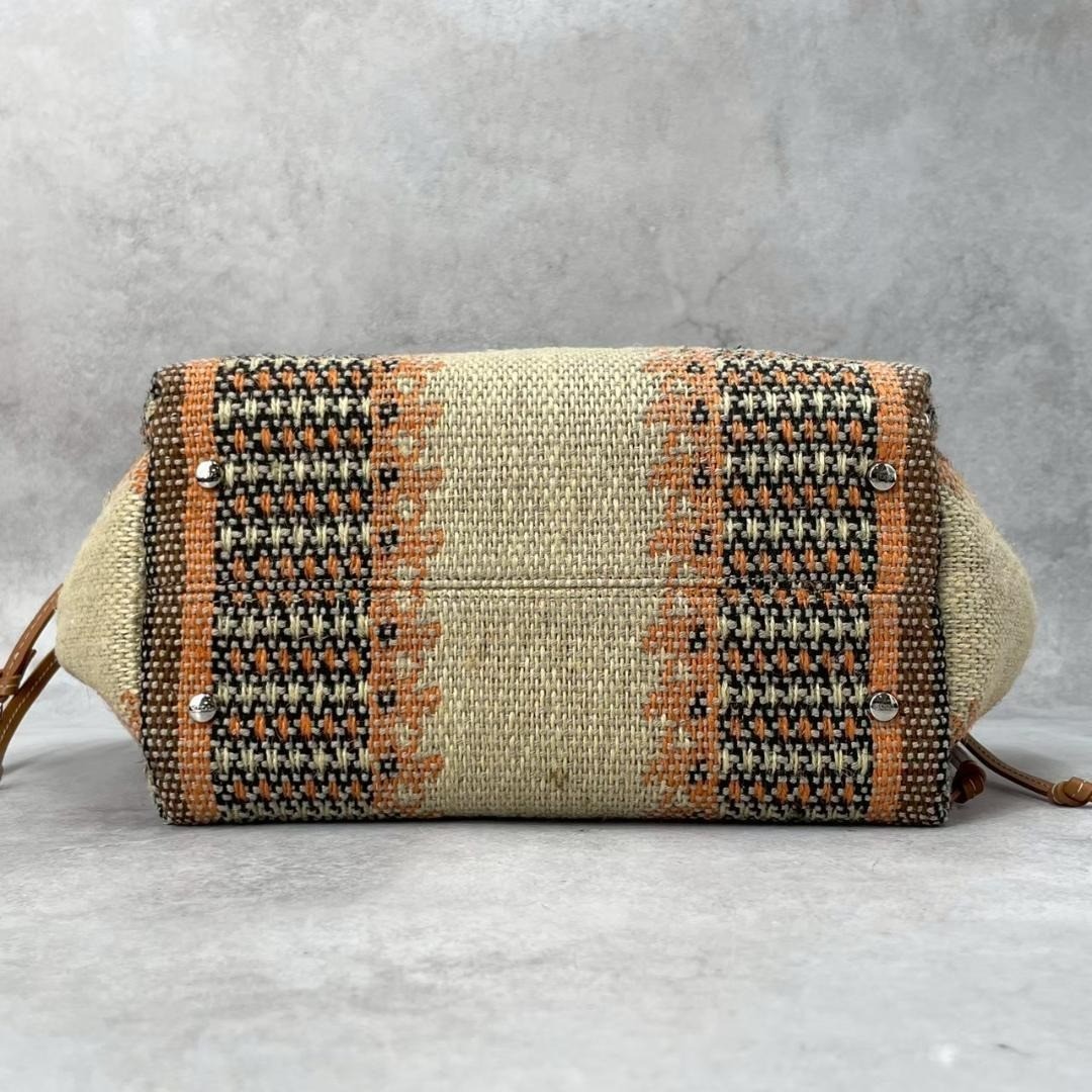 TOD’s T Timeless Jute Tote Bag Natural Casual Stylish Natural Authentic Brown