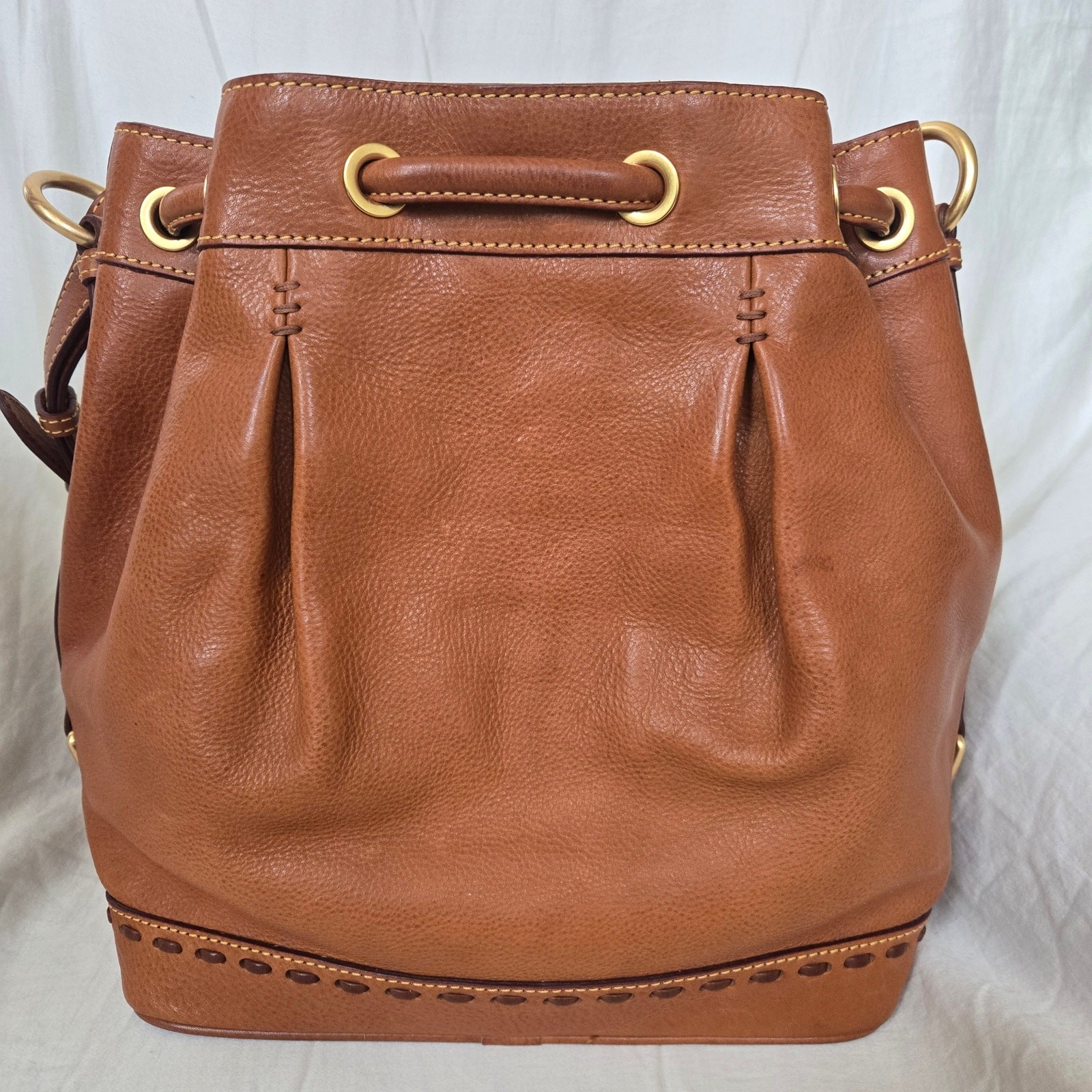 Dooney & Bourke Florentine Hattie Leather Drawstring Bucket Bag Adjustable Strap