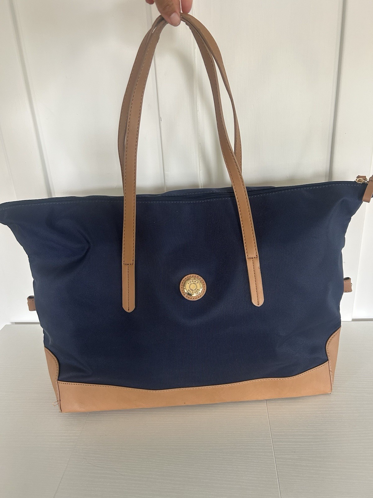 Tommy Hilfiger Blue Large Tote Bag Zip Top Double Handles Detachable Strap