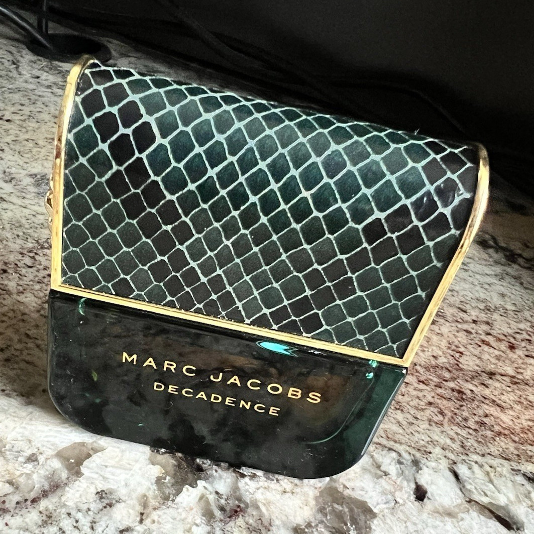 Marc Jacobs Green/Black Snake Print Mini Clutch Magnetic w/Gold Chain Strap