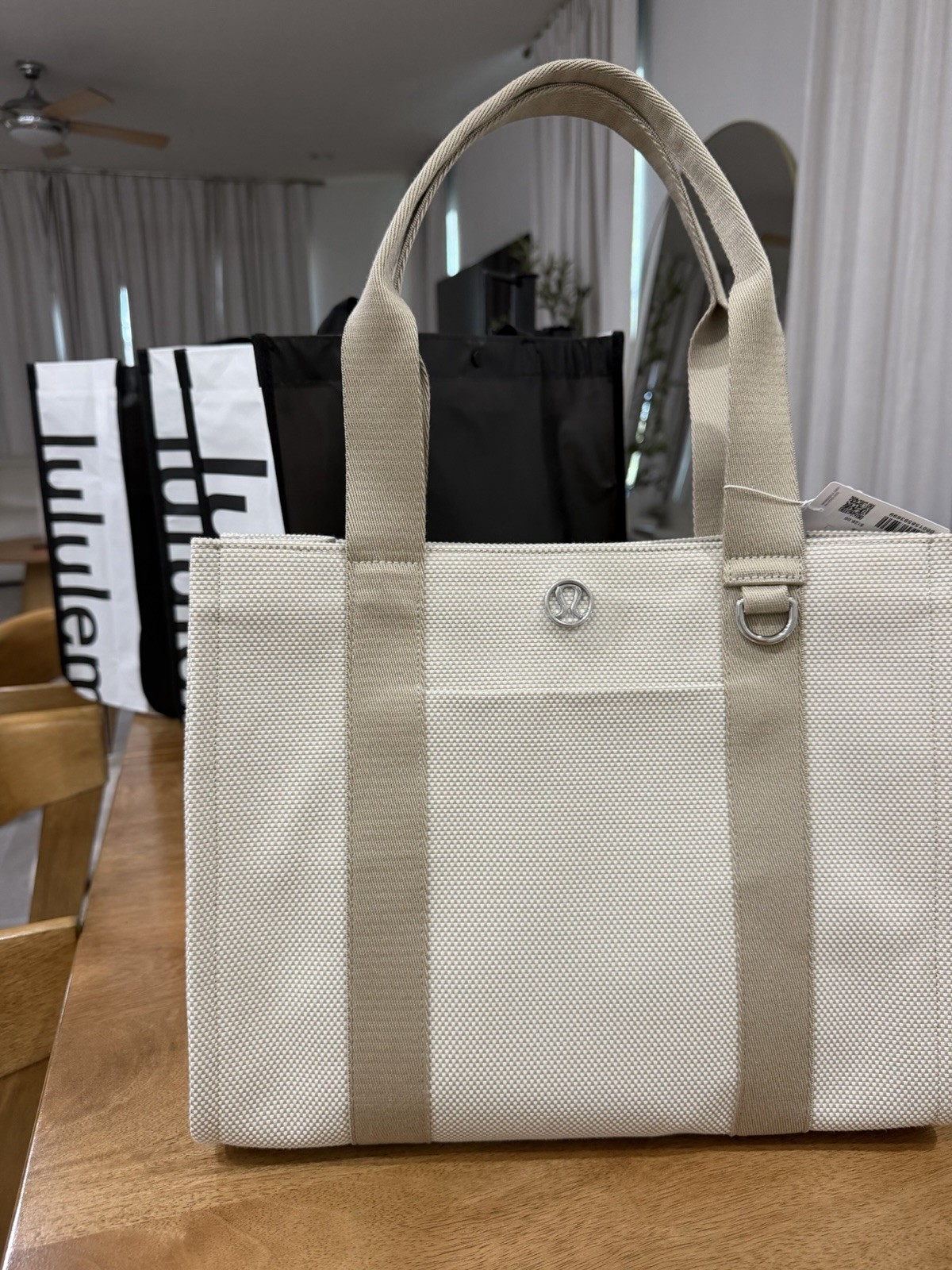 Lululemon 🤍 10L Mojave Tan & Light Ivory Two-Tone Canvas BIG Tote Bag 10 L