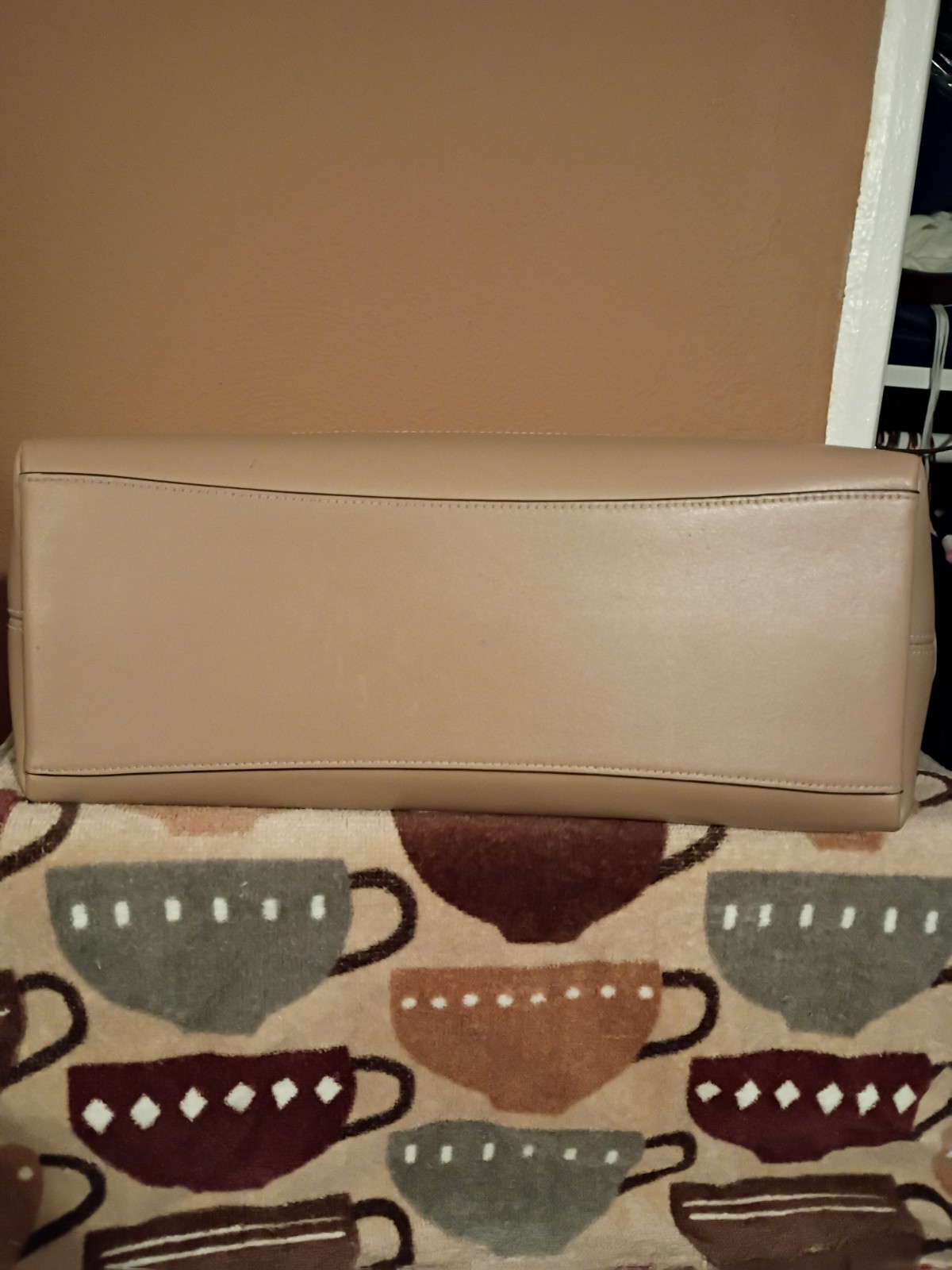 Coach Large Laurel Horse And Carriage Design With Matching Double Zip Wristlet