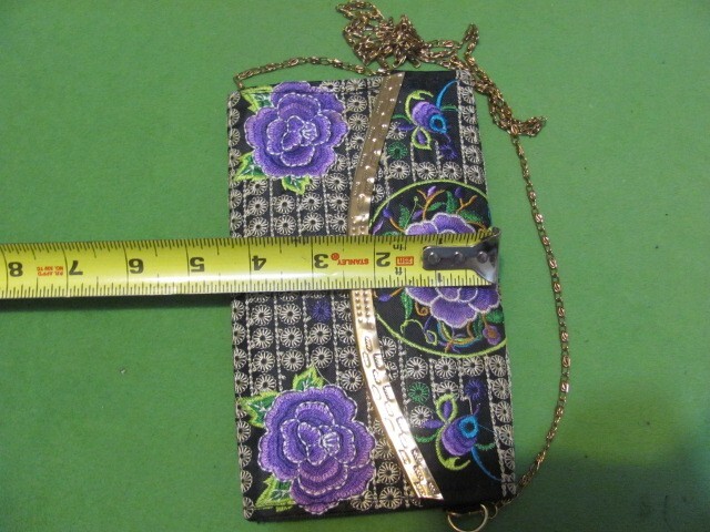 Asian Embroidered Floral Clutch Purse Handbag with Chain Strap – 7.5″ x 4.5″
