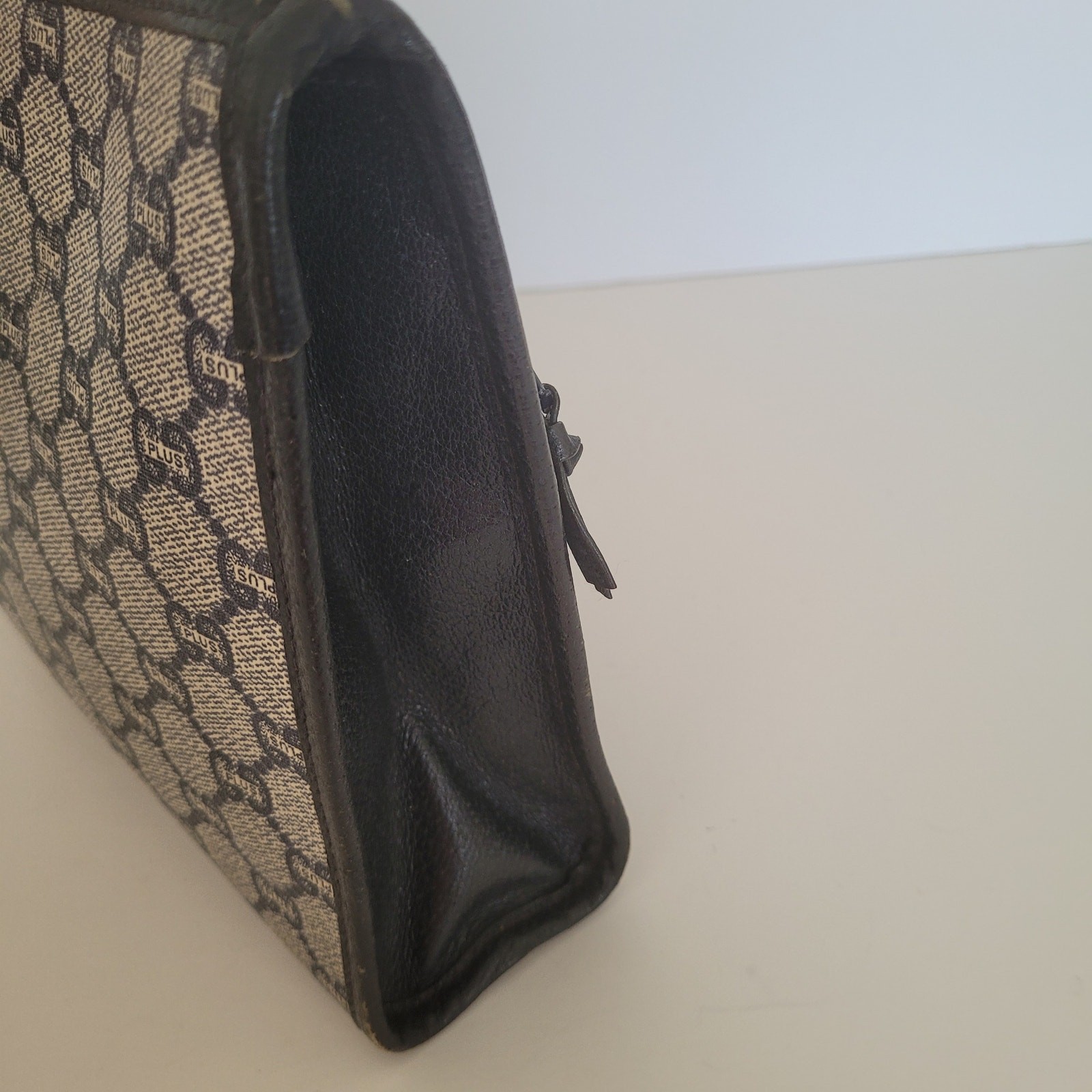 Gucci plus Supreme Web Vintage Bag Clutch Unisex Leather Blue Pouch Zip Medium