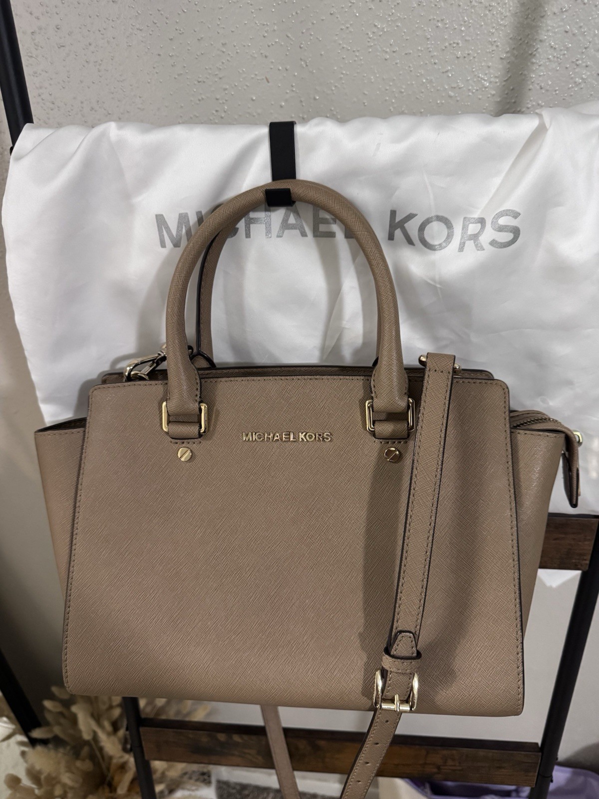 Michael Kors Khaki Medium Satchel Top Handle Gold Hardware Zip Adjustable Strap