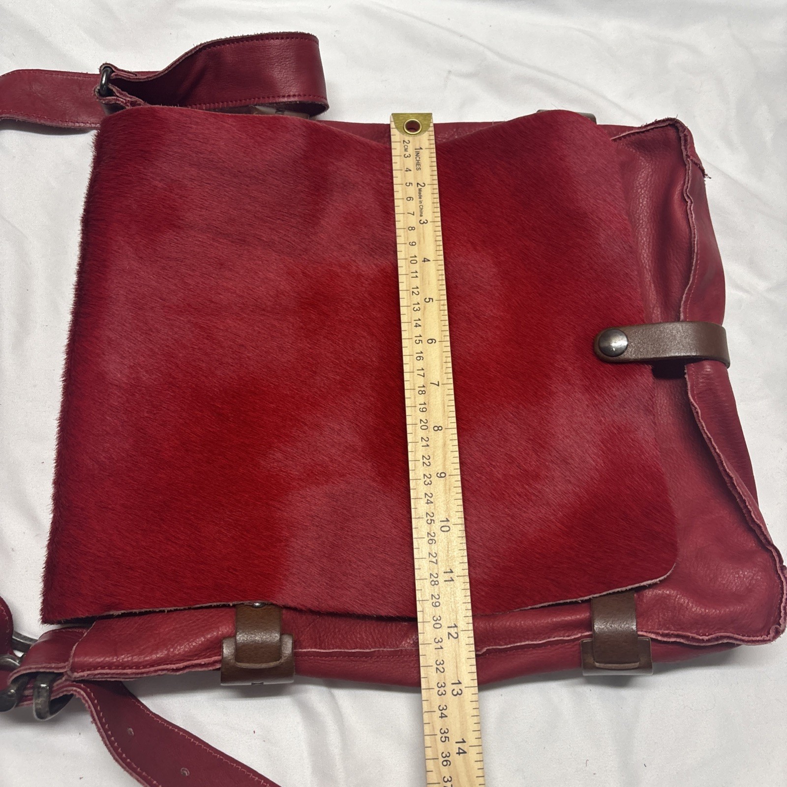 Ditox Red Genuine Leather Messenger Style Handbag/Shoulder Bag, Raw Lining