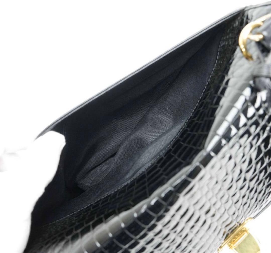 Excellent Condition BALLY Shoulder Bag Crocodile Pattern Leather Enamel with Loc