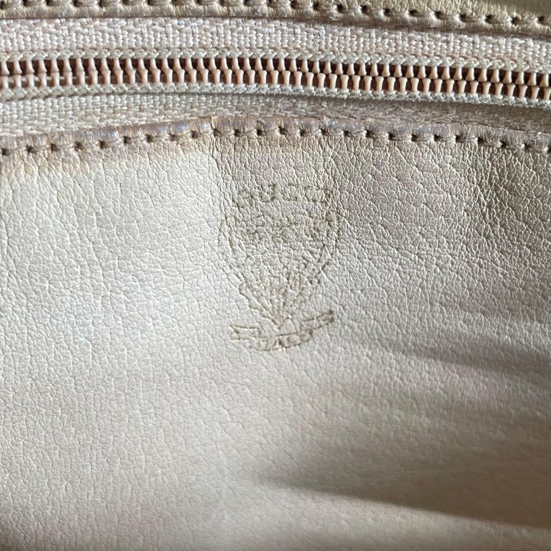 4 GUCCI Old Gucci Handbag Vintage Gold Hardware