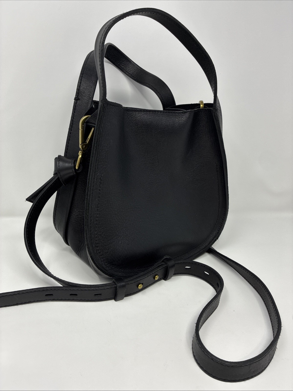 Madewell Sydney Convertible Shoulder Crossbody Leather Bucket Bag Purse