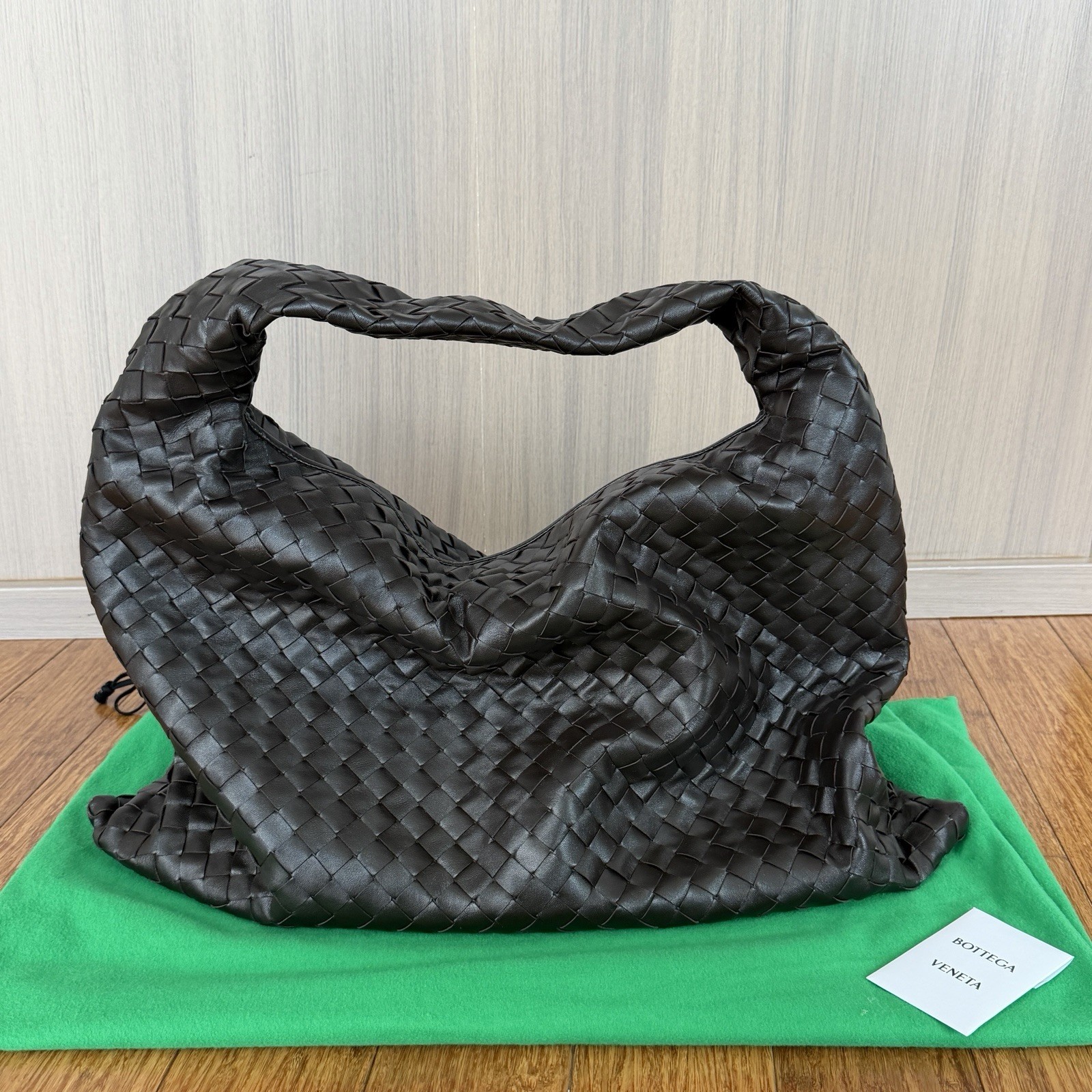 Bottega Veneta Large Hop Bag Fondant Woven Calfskin Leather Hobo
