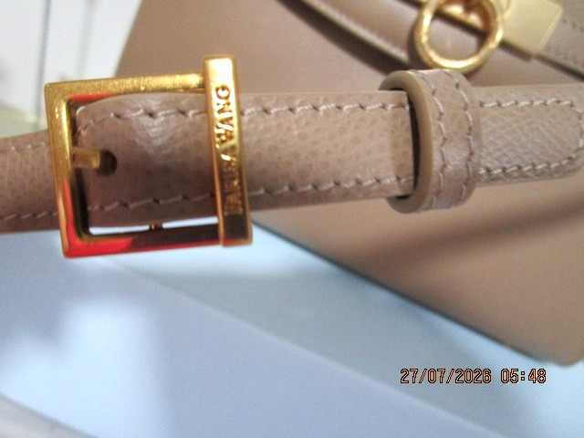 Parisa Wang “Grace” top handle/shoulder/crossbody w/box-dust bag-worn once only