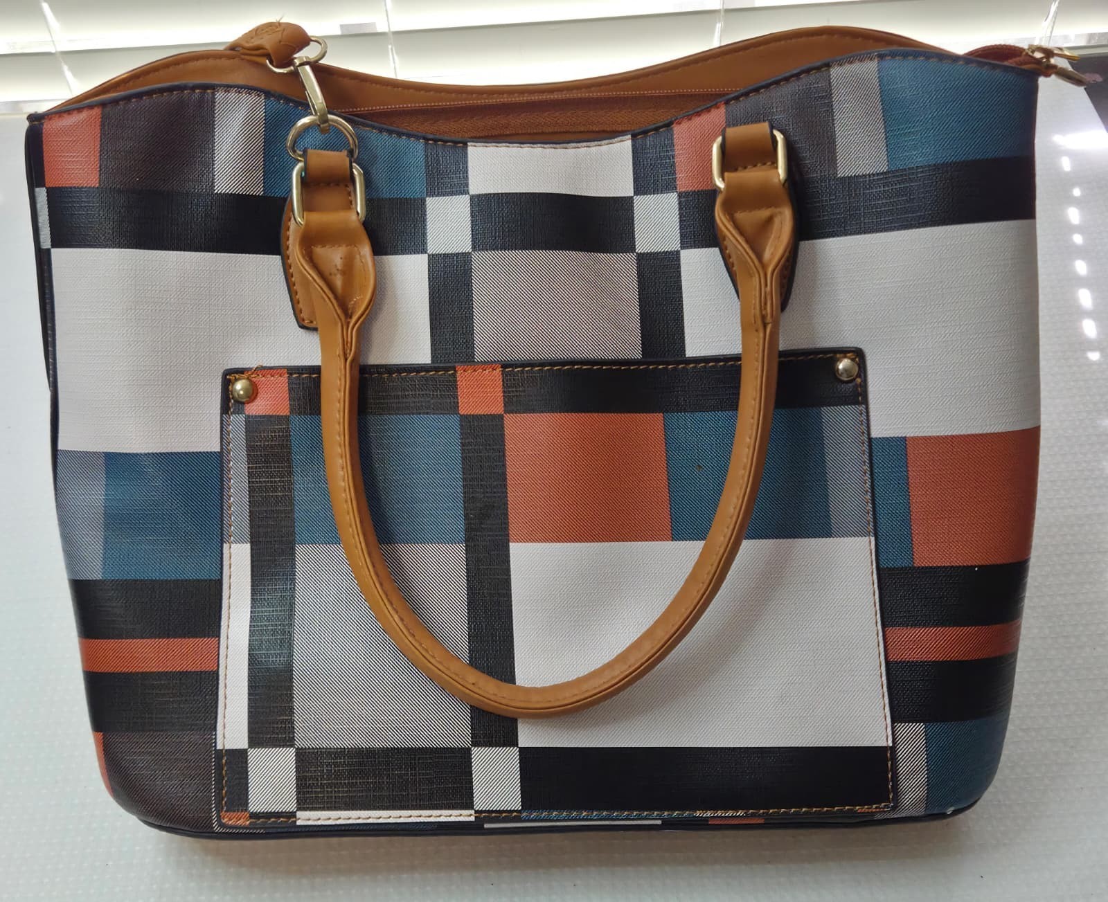 Large Plaid Tote Shoulder Bag with Matching Wristlet Pouch – Multicolor