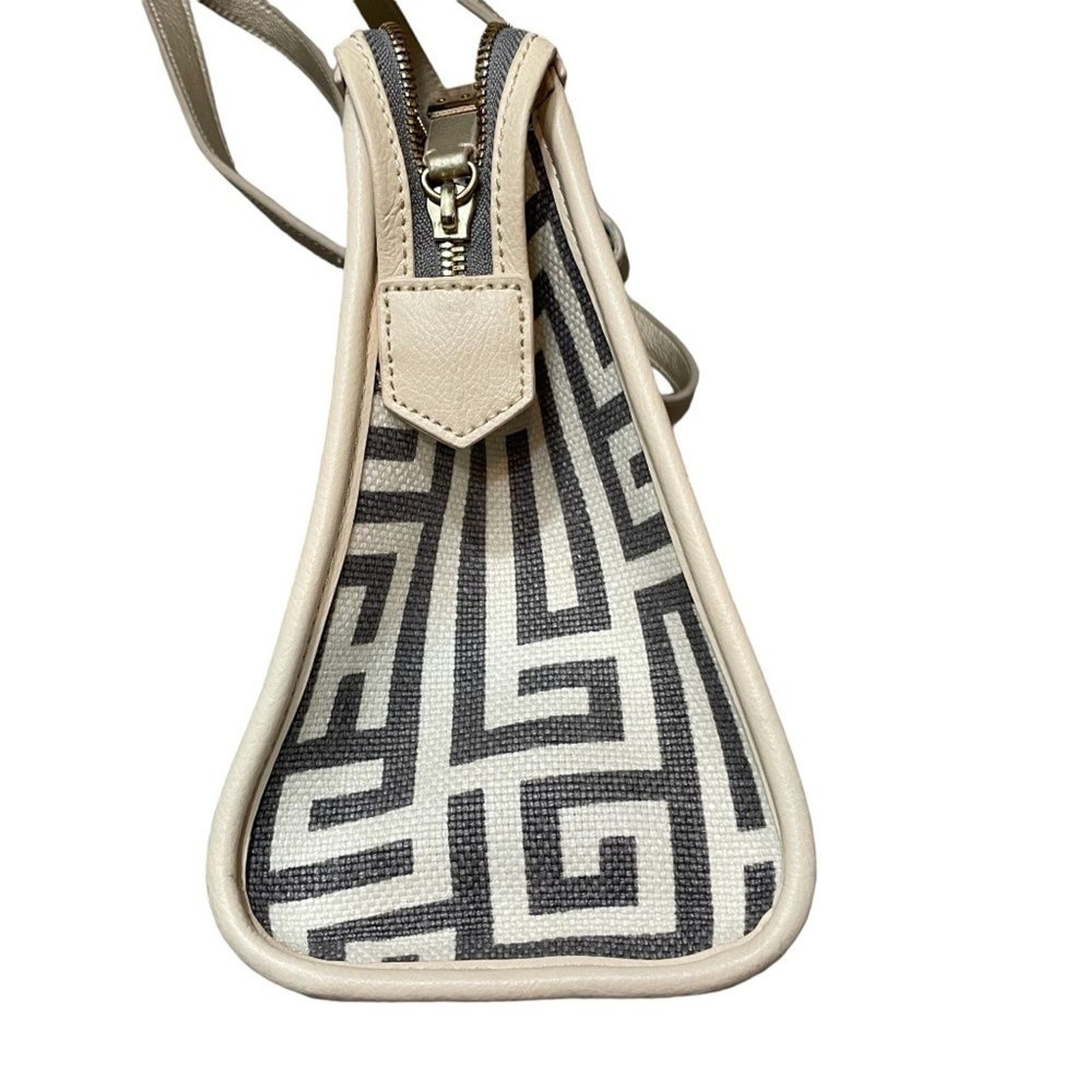 Spartina 449 Grey Ivory Handbag Pockets (some staining inside see images)