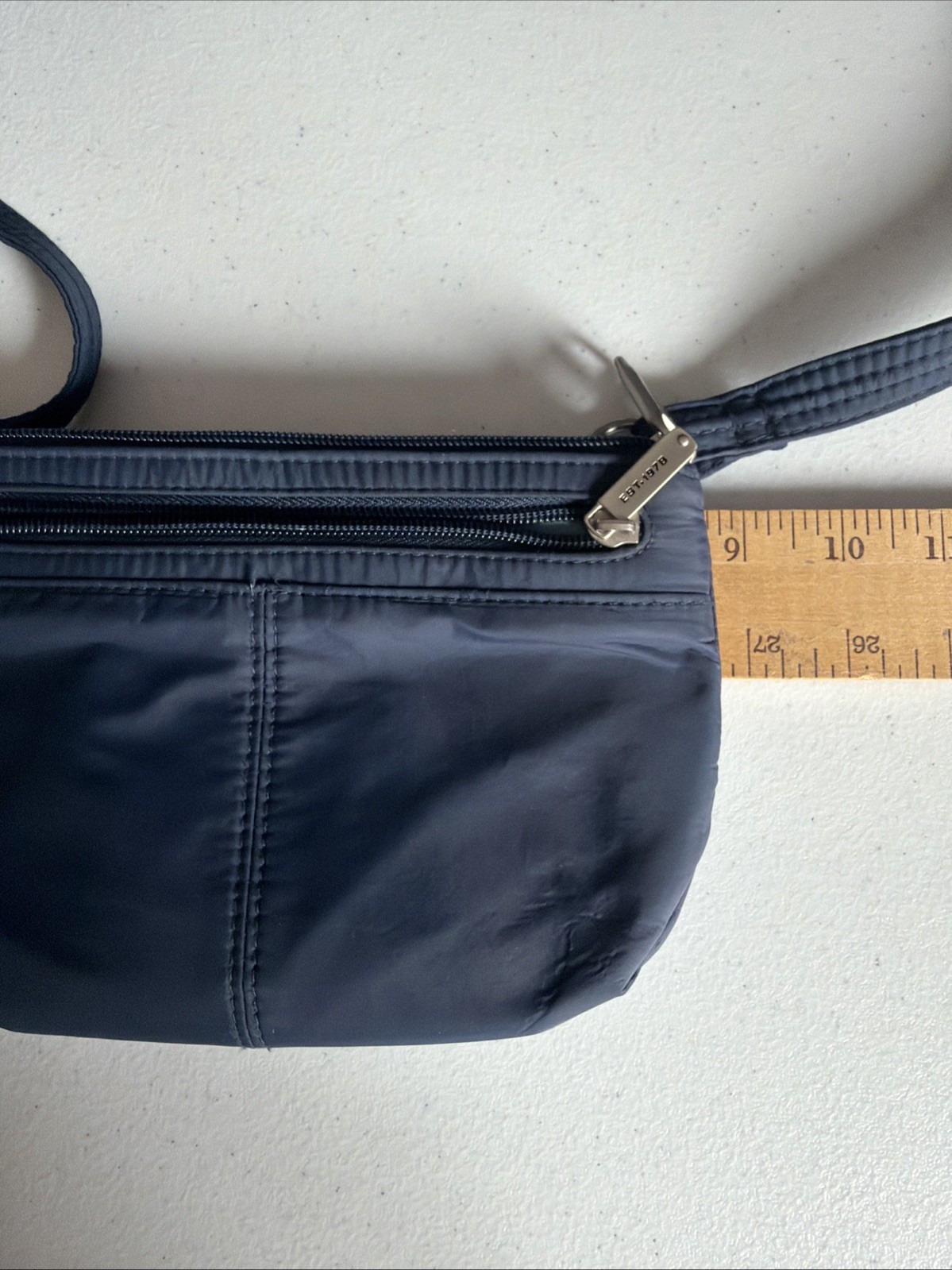 Travelon Sling Bag Crossbody Purse blue Flap Organizer Adjustable fanny pack