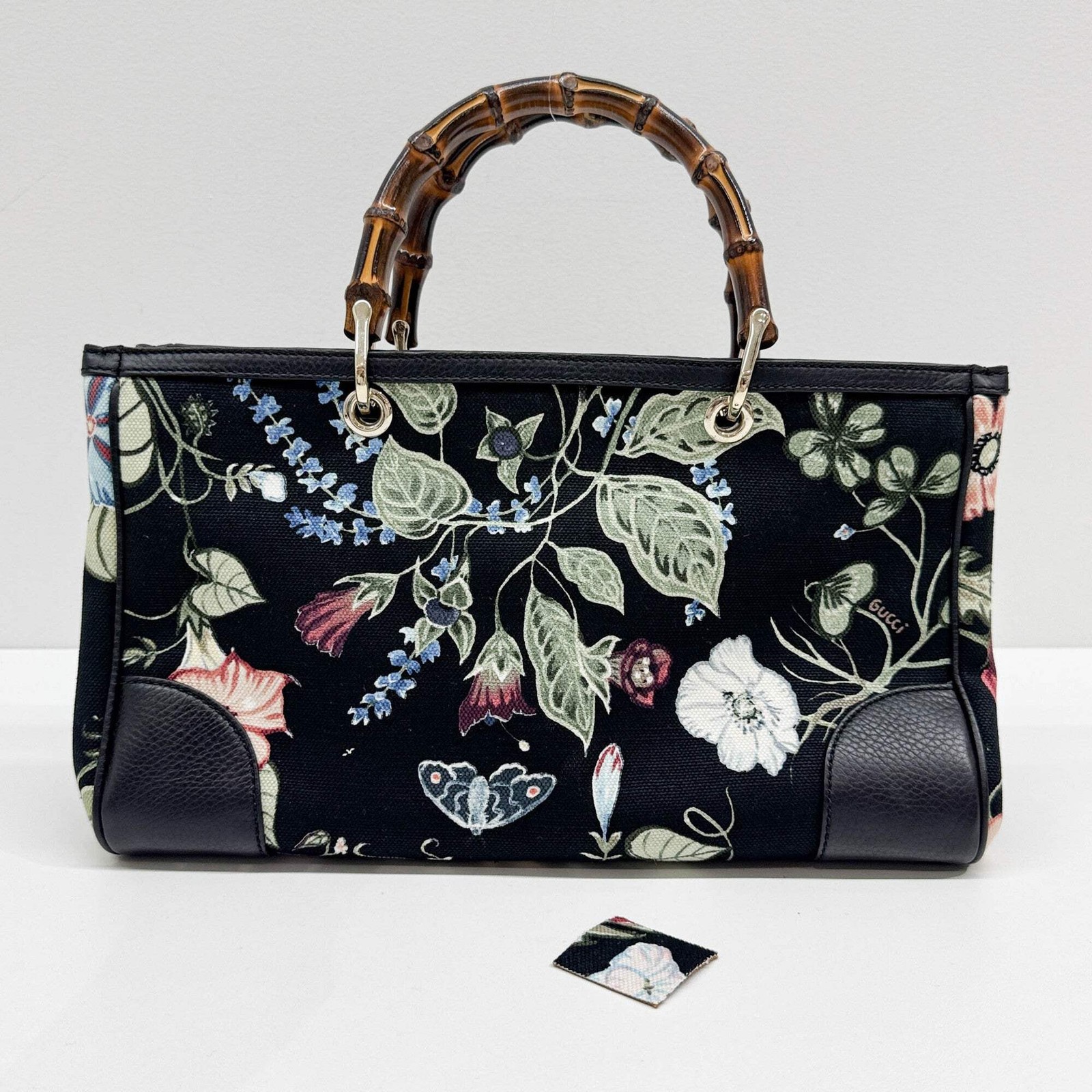 GUCCI Bamboo Shopper Multicolor Floral Canvas Handle Bag