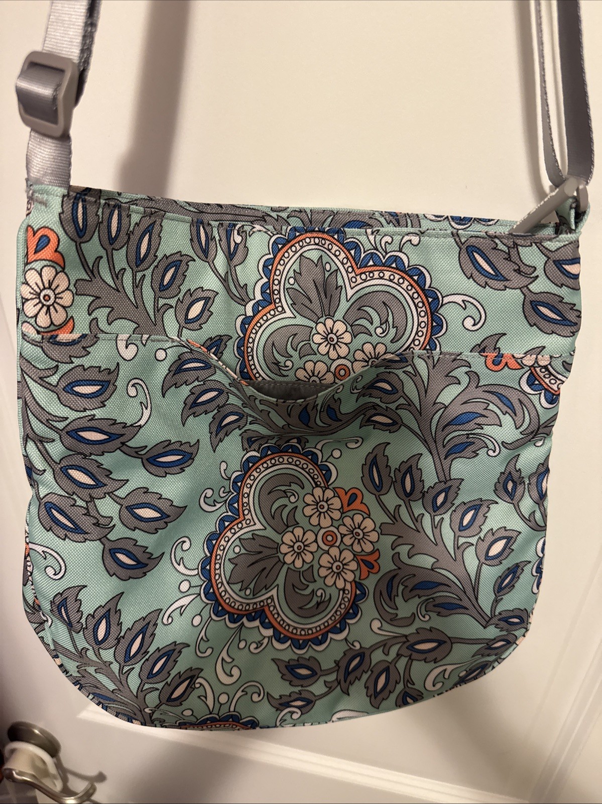 Vera Bradley Lighten Up Trio Zip Hipster Fan Flowers New W/ Tags