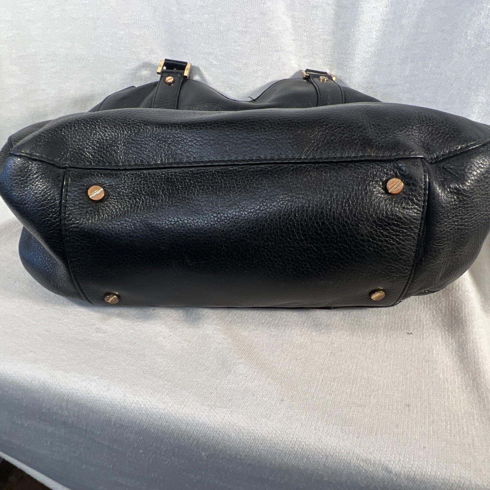 Tory Burch Amanda Large Black Pebbled Leather Handbag Purse in a Box /Dust Cover