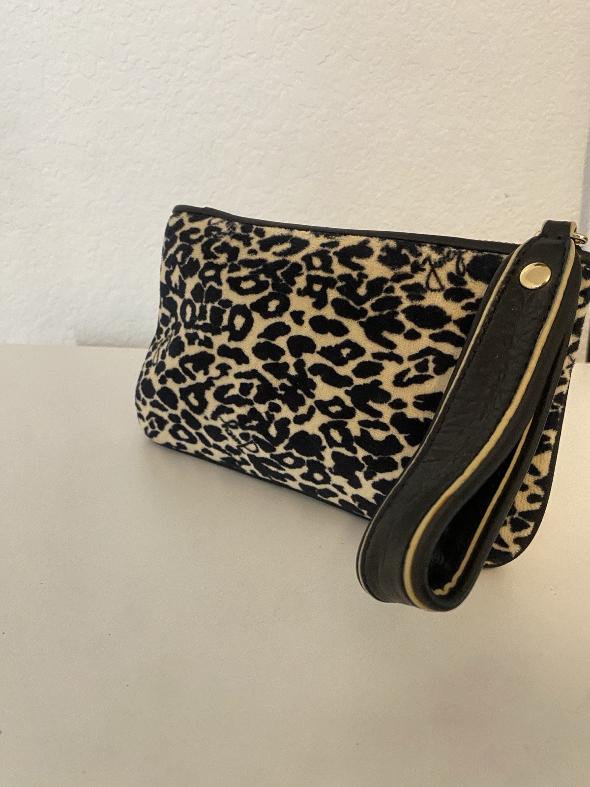 Vintage Juicy Couture Y2K Velour Leopard Print Wrislet