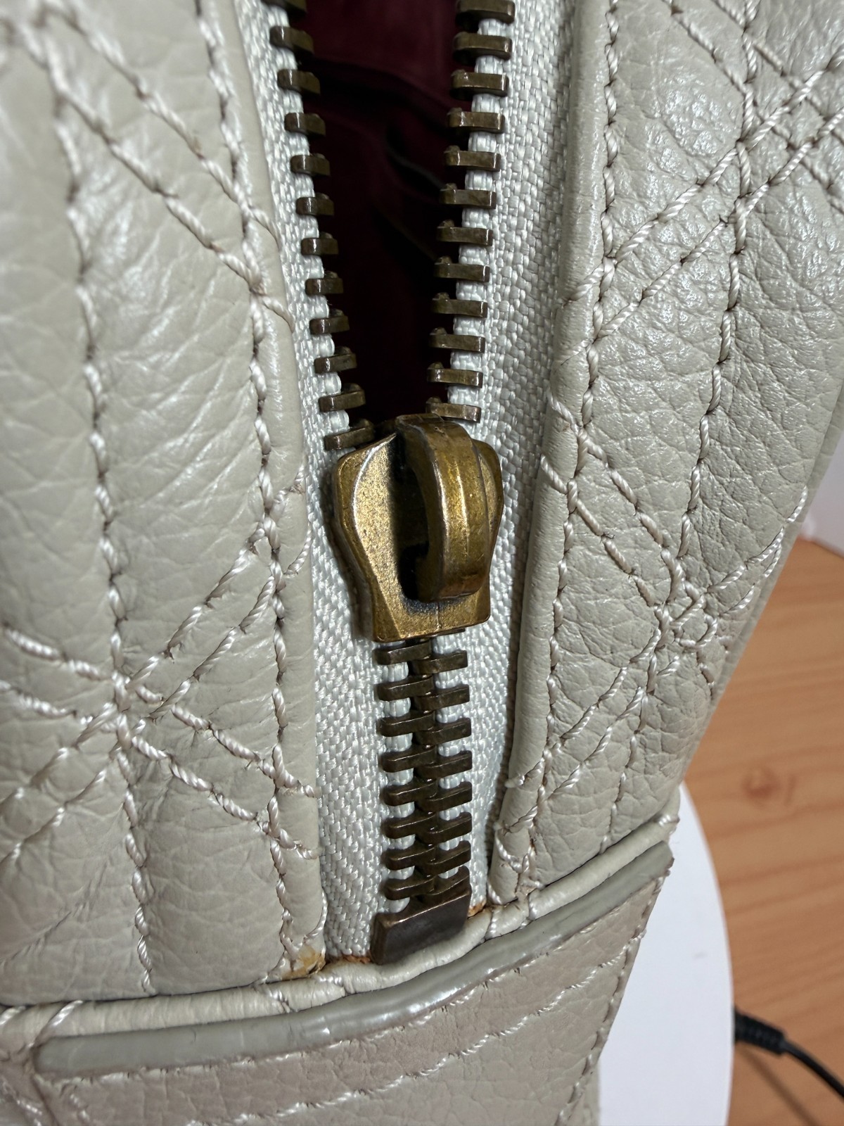 BROKEN vintage Marc Jacobs Bag