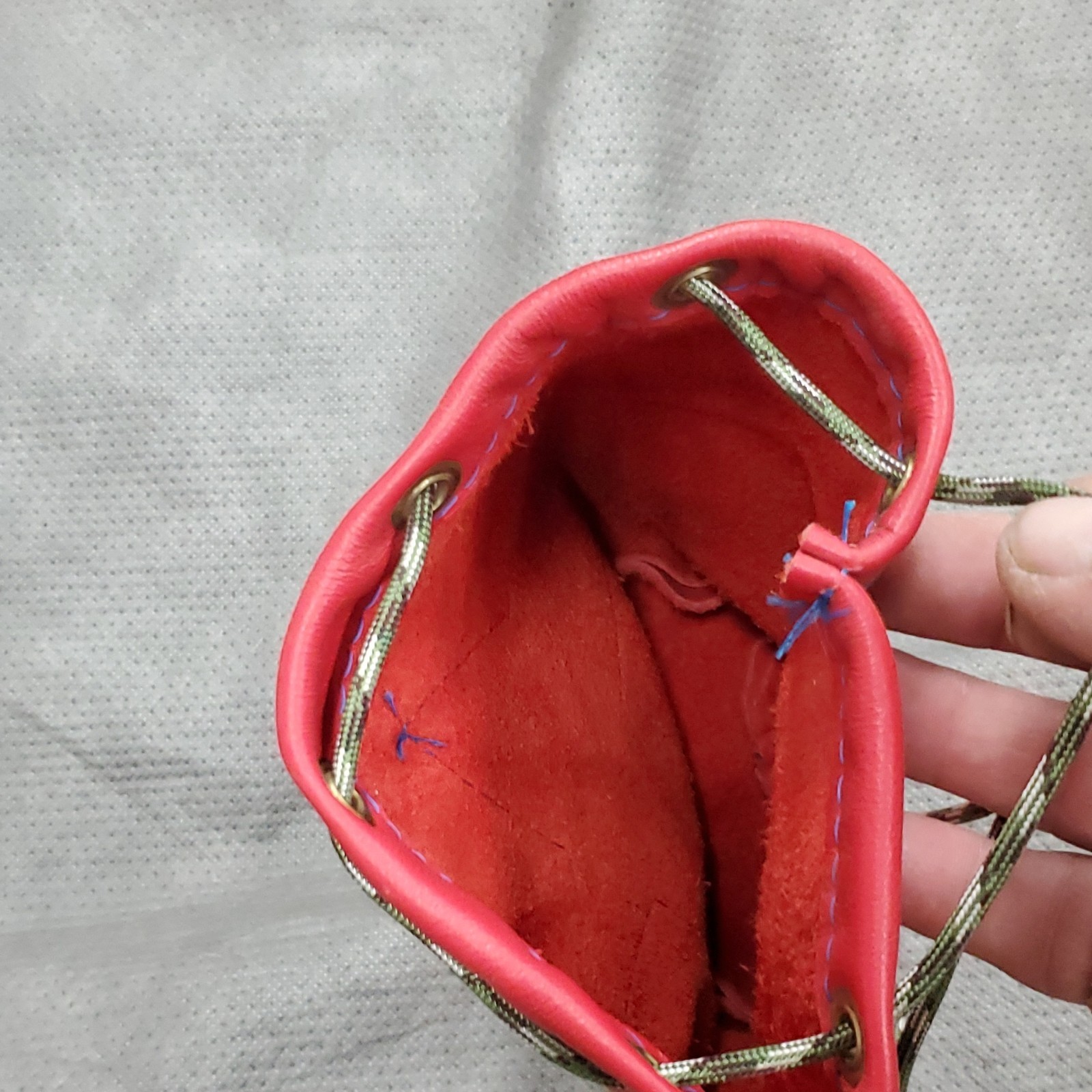 Red White Drawstring Bucket Bag Star Applique Gold Hardware Leather Lining