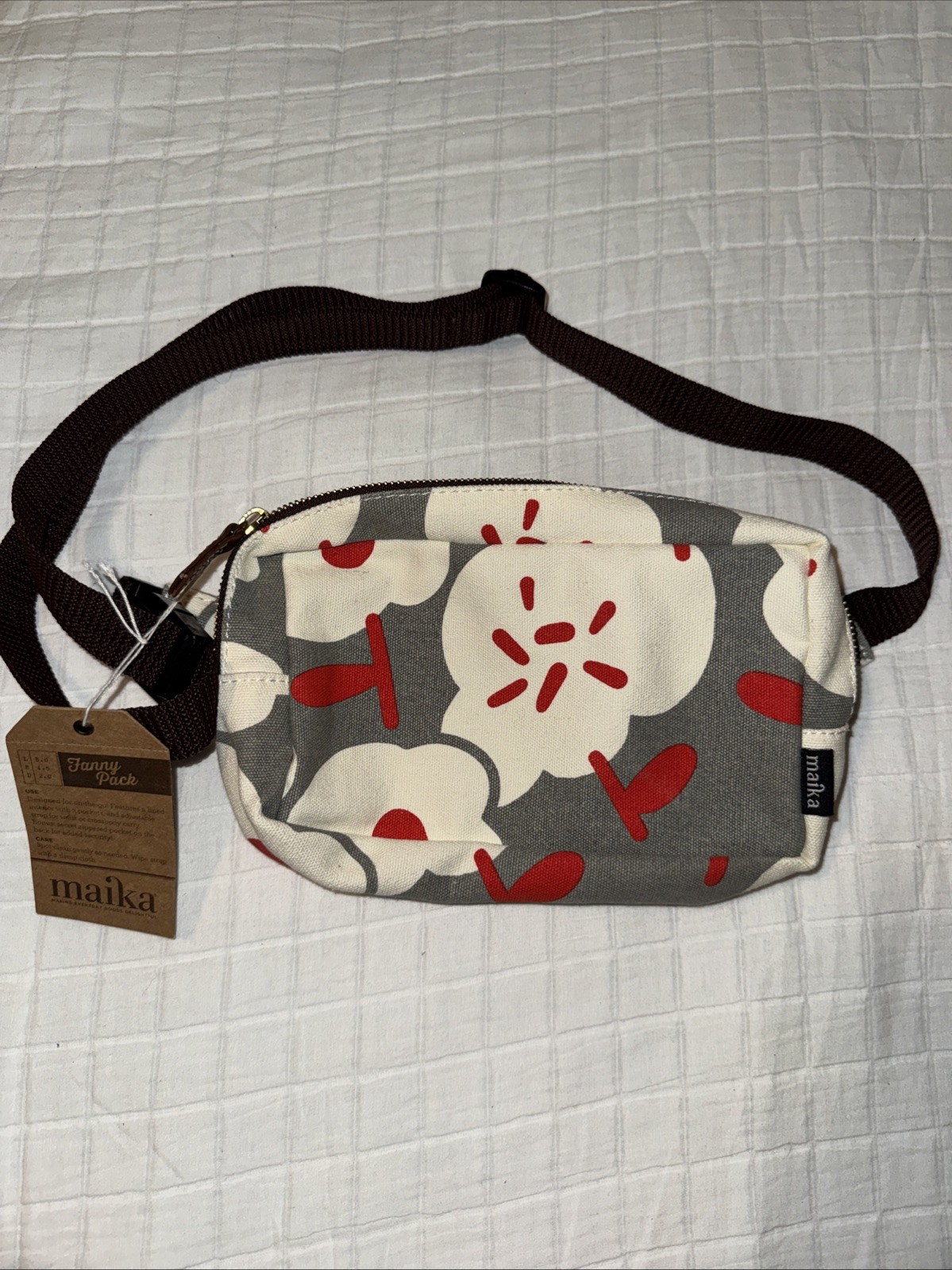 Maika Canvas Fanny Pack with Pockets 27″-52″ Brown Strap Nwt Floral