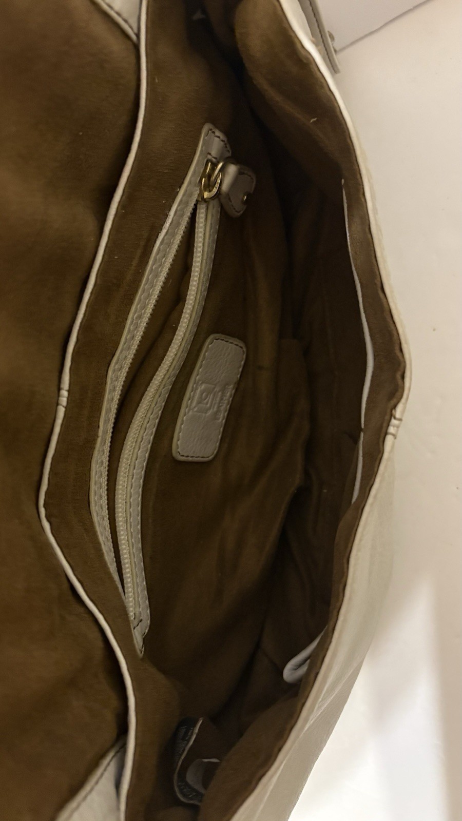 Liz Claiborne small white leather handbag