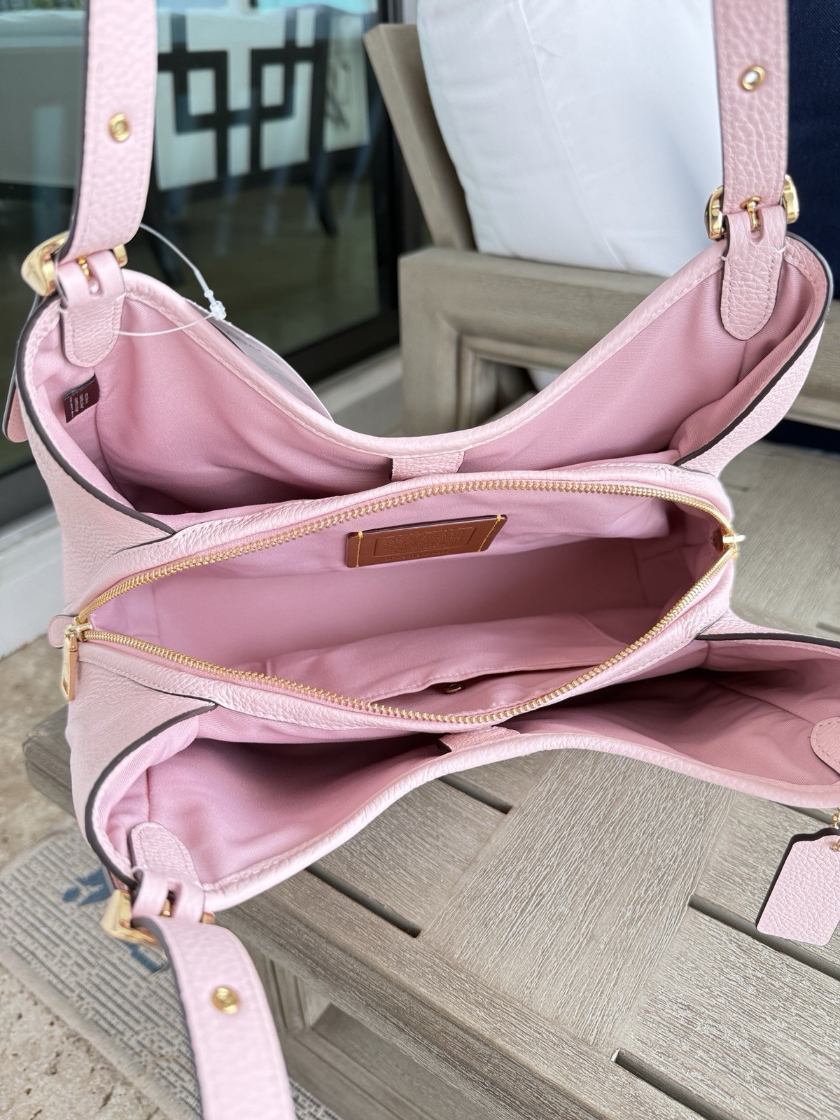 Coach Erin Shoulder Bag Refined pebble Leather CAQ86 Soft Pink NWT