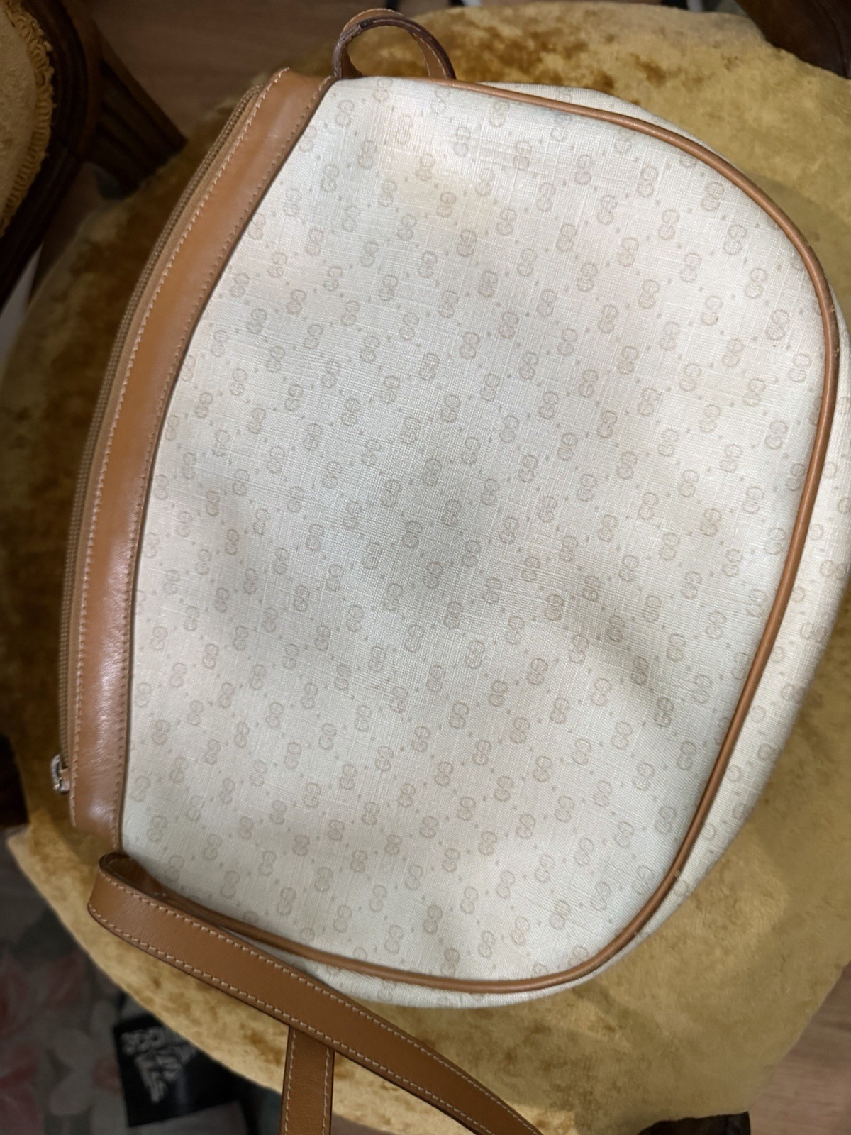 GUCCI Micro GG Supreme Shoulder Bag PVC Beige Gold 007 87 0018 Auth ki4930