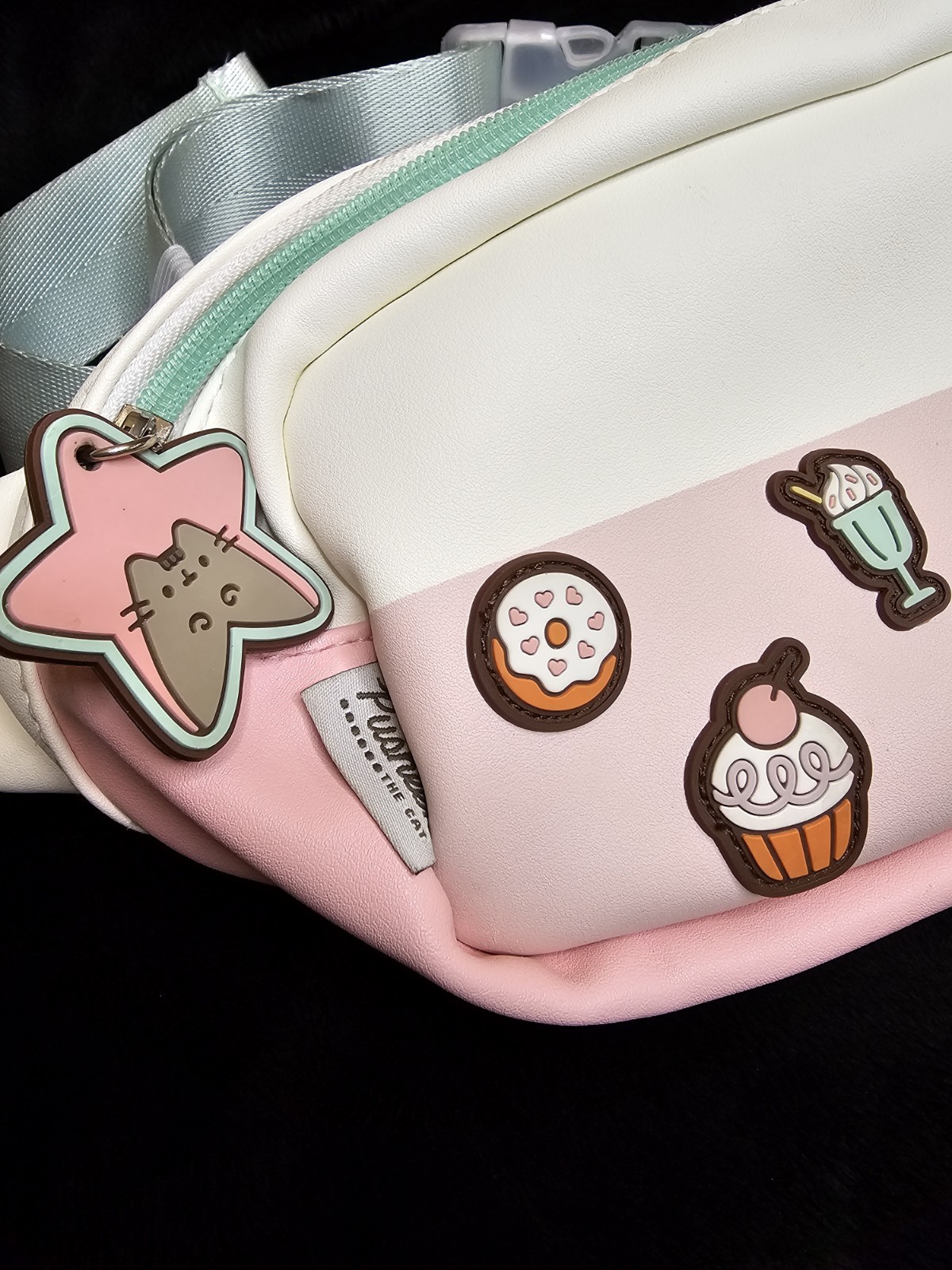 Rare/Hard to Find-Pusheen The Cat Crossbody/Belt Bag Purse, Pink, White