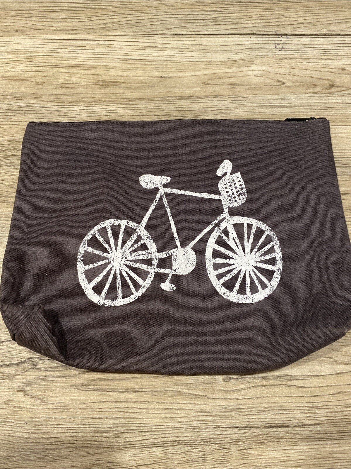 Thirty One Canvas bicycle zip bag gray/white Thirty One 12.25 x 9.5” Pouch