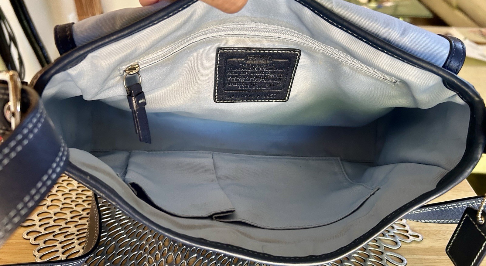 Coach F13957 Navy Hampton Pebble Leather Shoulder/Crossbody