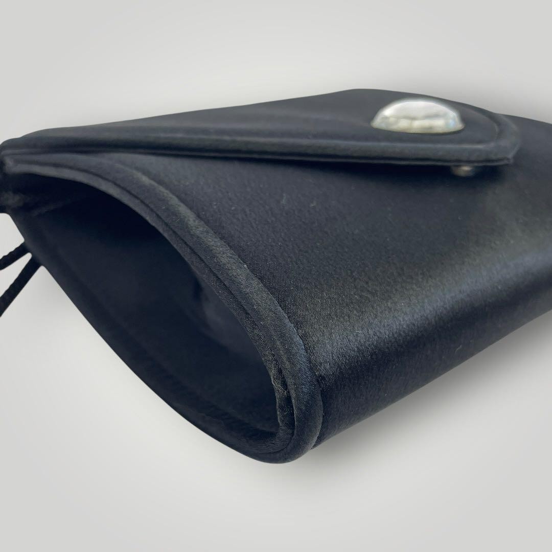 Yves Saint Laurent YSL Black Nylon Crossbody Shoulder Bag Pochette Flap W17cm
