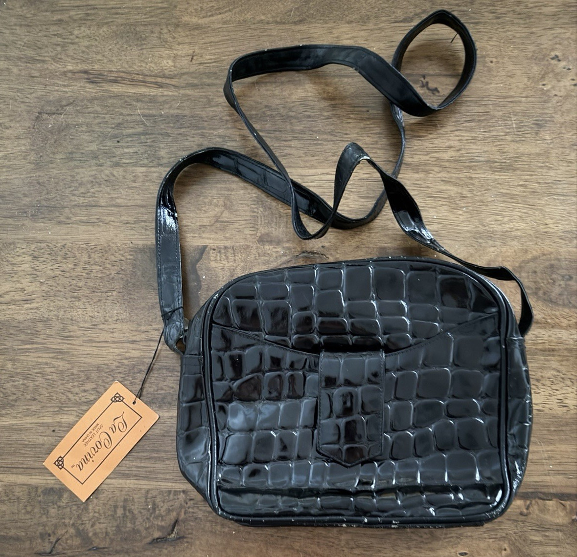 La Covina Black Patent Croc Embossed Small Crossbody Zip Closure Inner Pockets