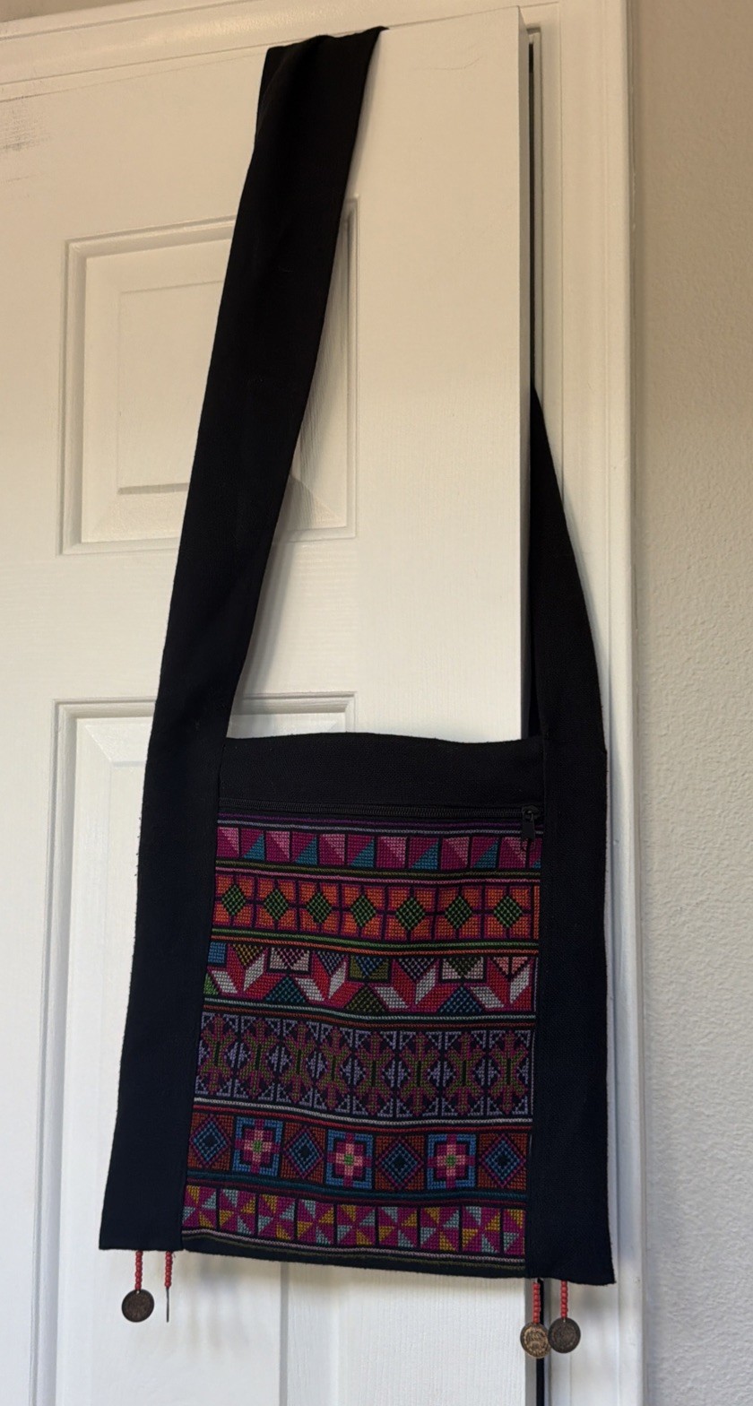Guatemalan Shoulder HandBag Embroidered, Beads coins Zipper Pocket