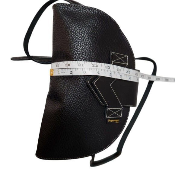 Paquetage leather women’s black shoulder bag size OS black