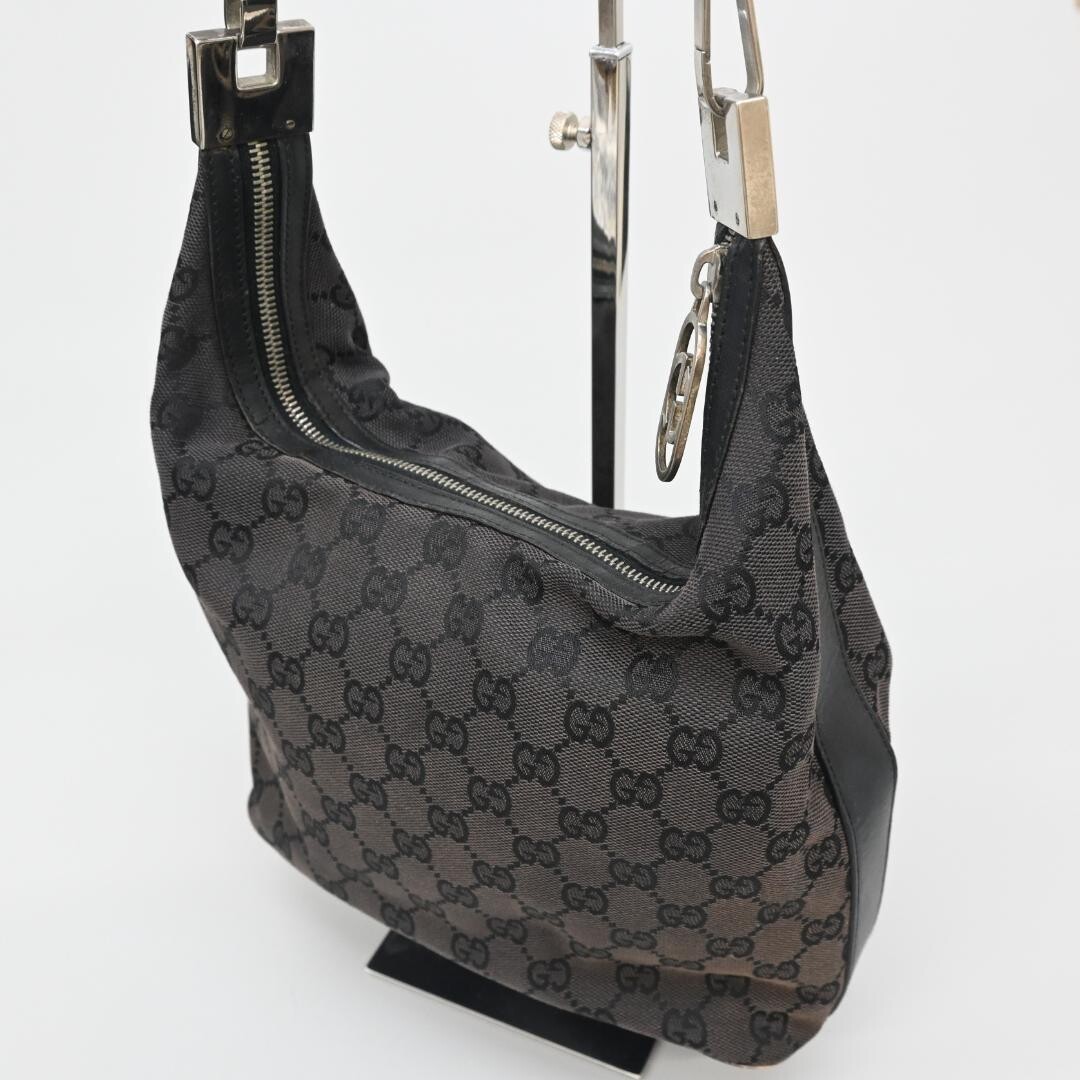 GUCCI GG Canvas Shoulder Bag Black Interlocking G Logo Zip with Strap 0013614