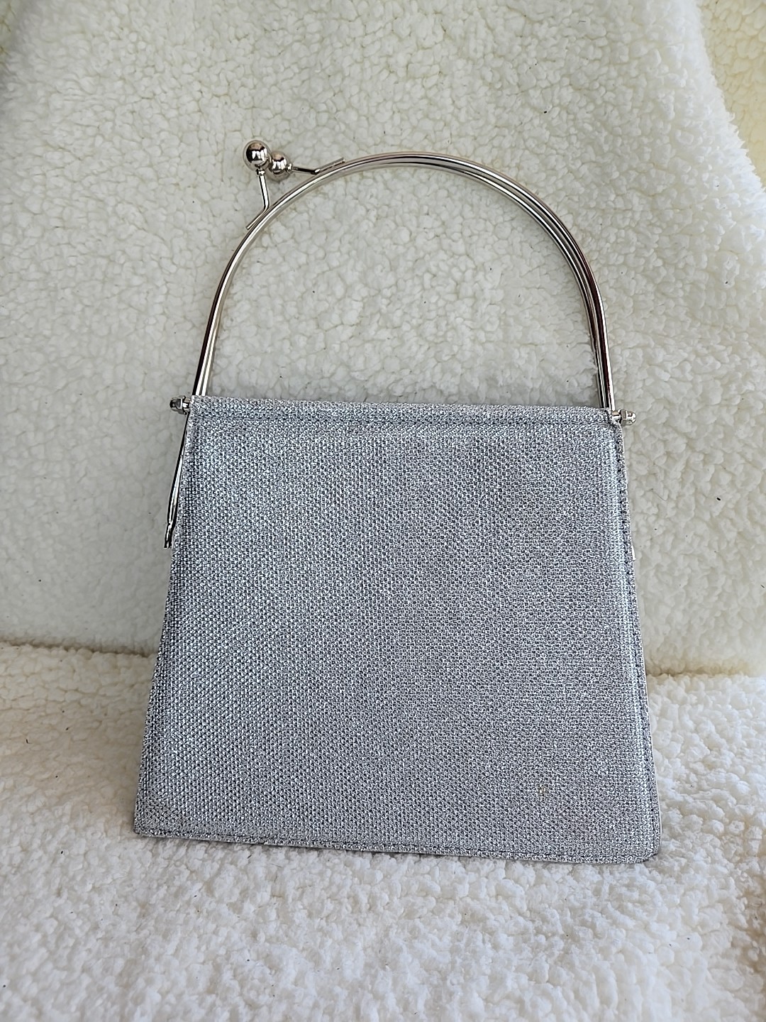 NWOT Unique Womens Silver Toned Evening Bag, Purse, Kisslock Handle, Unbranded