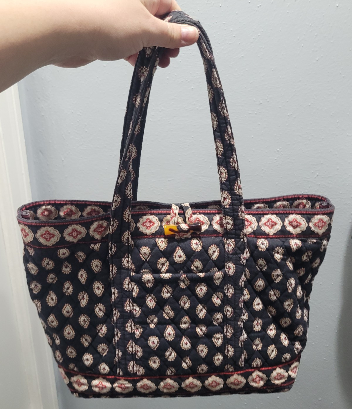 Vintage Vera Bradley Quilted Tote Bag Paisley Black Red White Toggle w/ Wallet