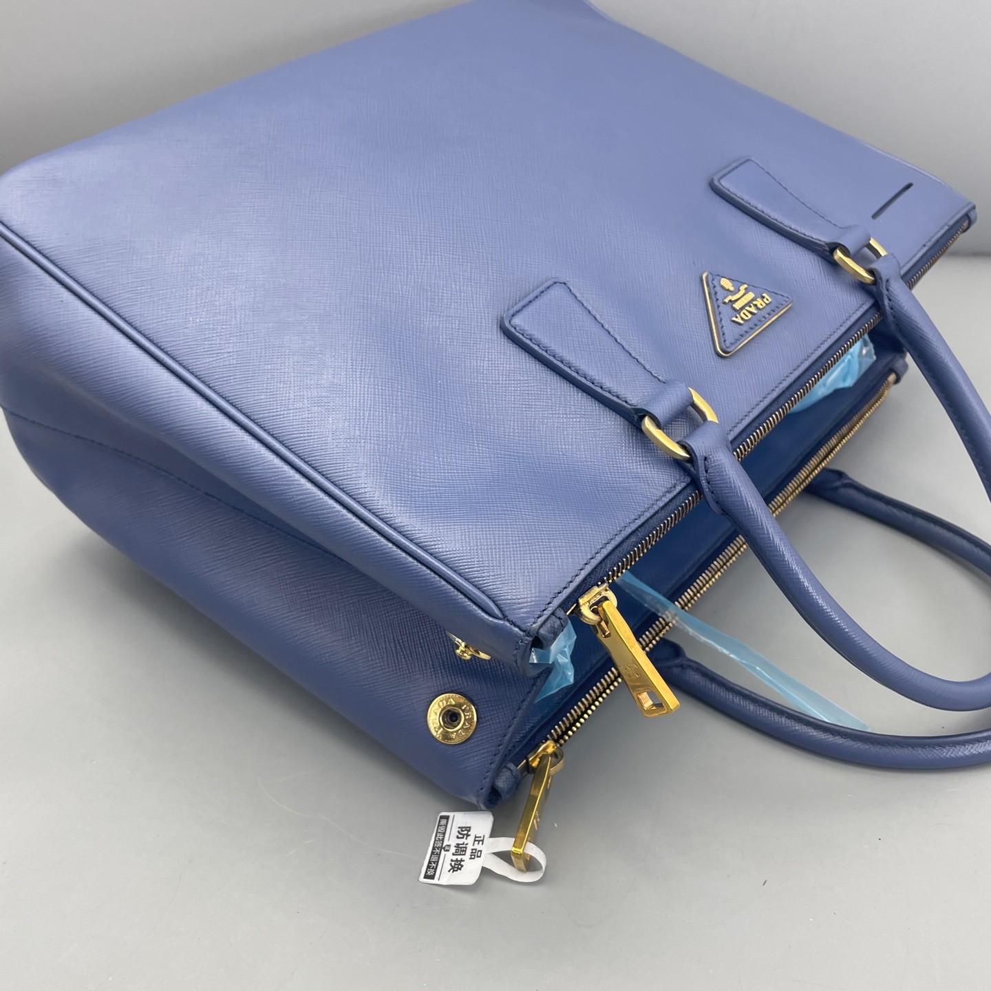 AUTH PRADA Galleria Saffiano Leather Large Blue Top Handle Tote Bag.