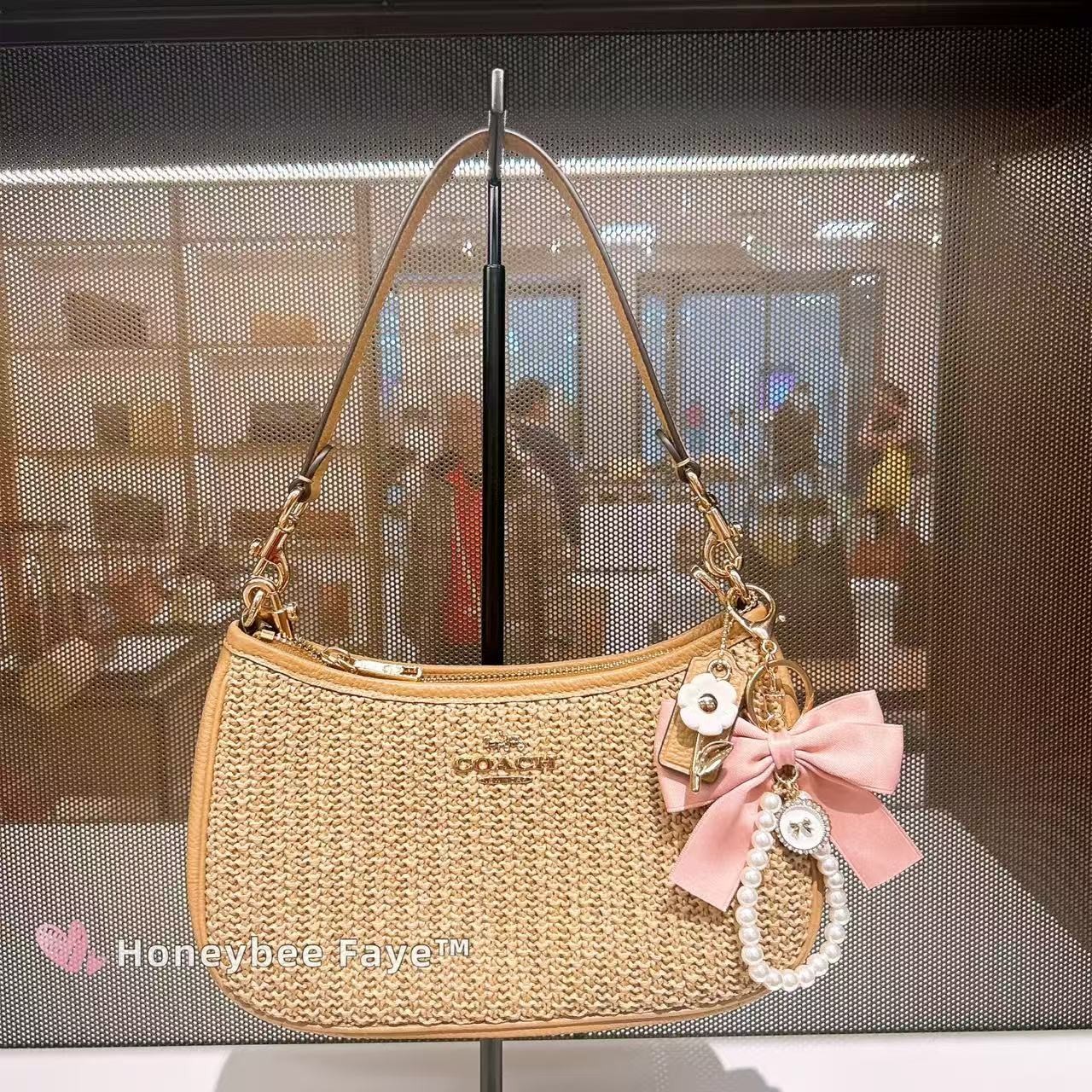 NWT Coach Straw Teri Shoulder Bag With Charm CEC43 Im/ Toast (regular Size)