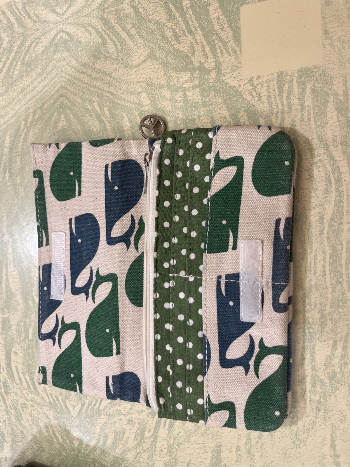 Bungalow 360 Whale Purse Tote Shoulder Bag Canvas Green Blue w/ Matching wallet