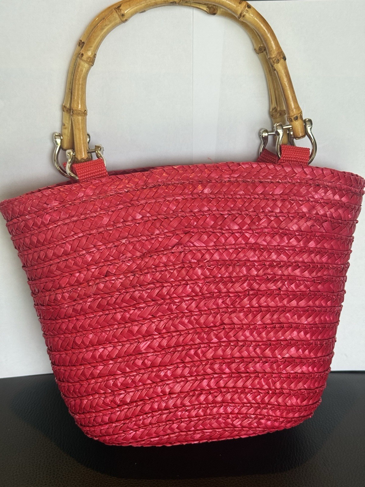 Vintage St. John’s Bay Hot Pink Woven Straw Basket Bag Bamboo Handles Y2K Summer