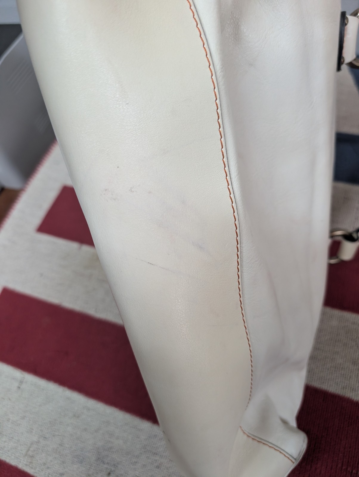 Marc Jacobs Satchel/Top Handle Shoulder Bag White Leather Snap lock Sydney
