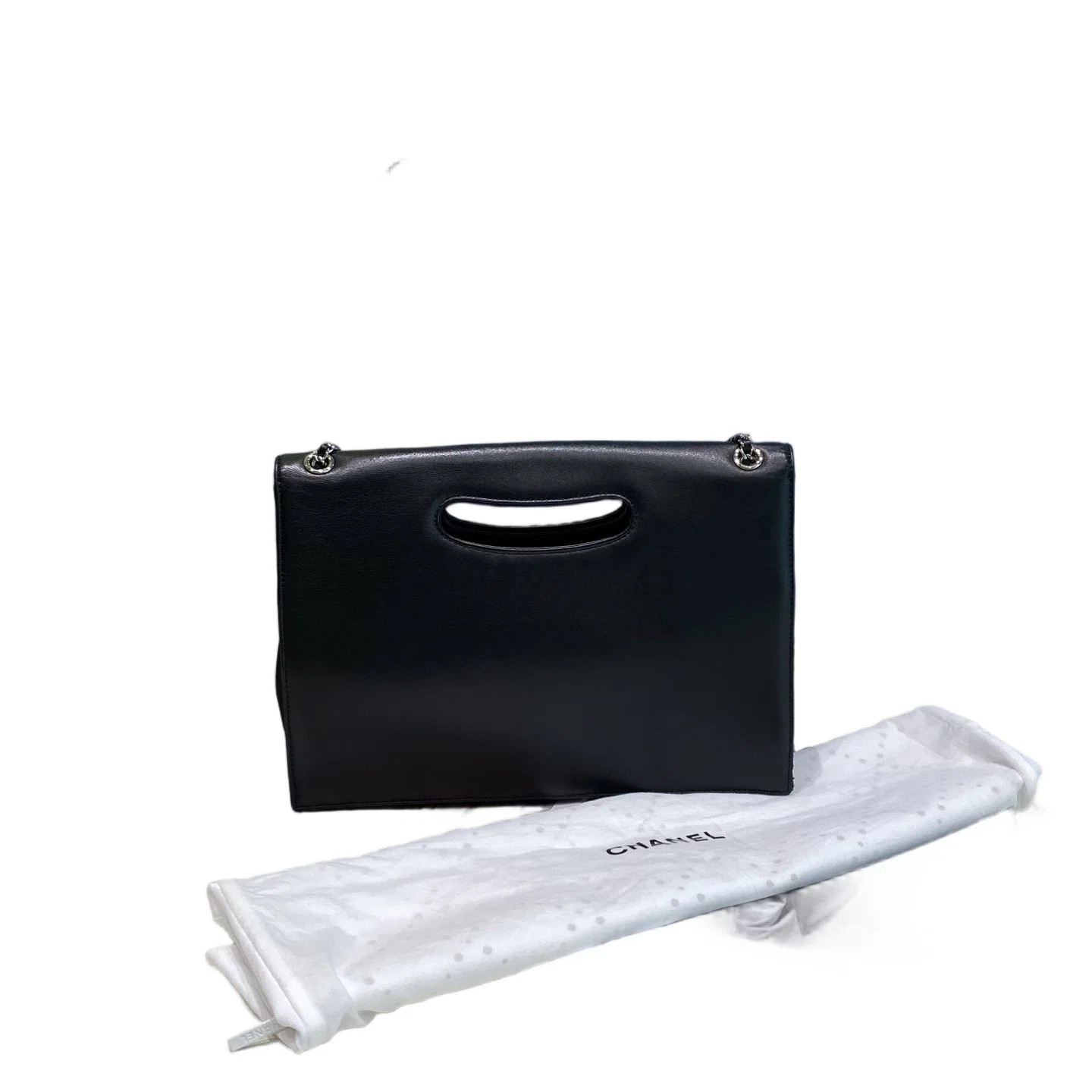 Chanel Quilted Delivery Cutout Handbag Black Lambskin (hx071926a4r)