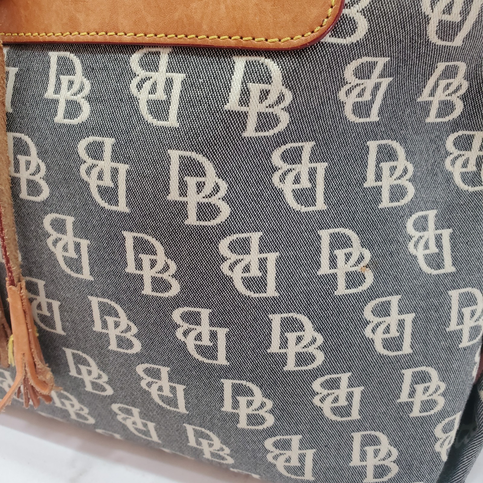 Dooney & Bourke Large Tassel Top Zip Bag Leather &Logo Fabric Double Handle