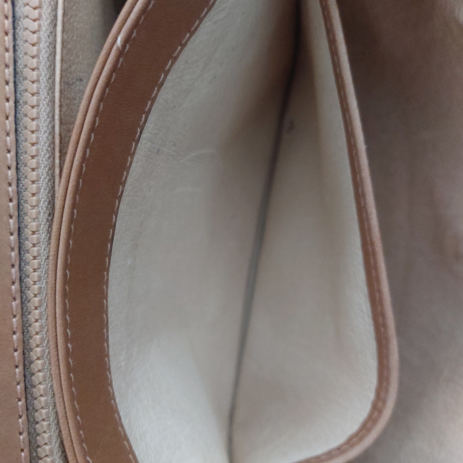 Vintage Gucci Micro GG Supreme Canvas Leather Accordion Crossbody Shoulder Bag