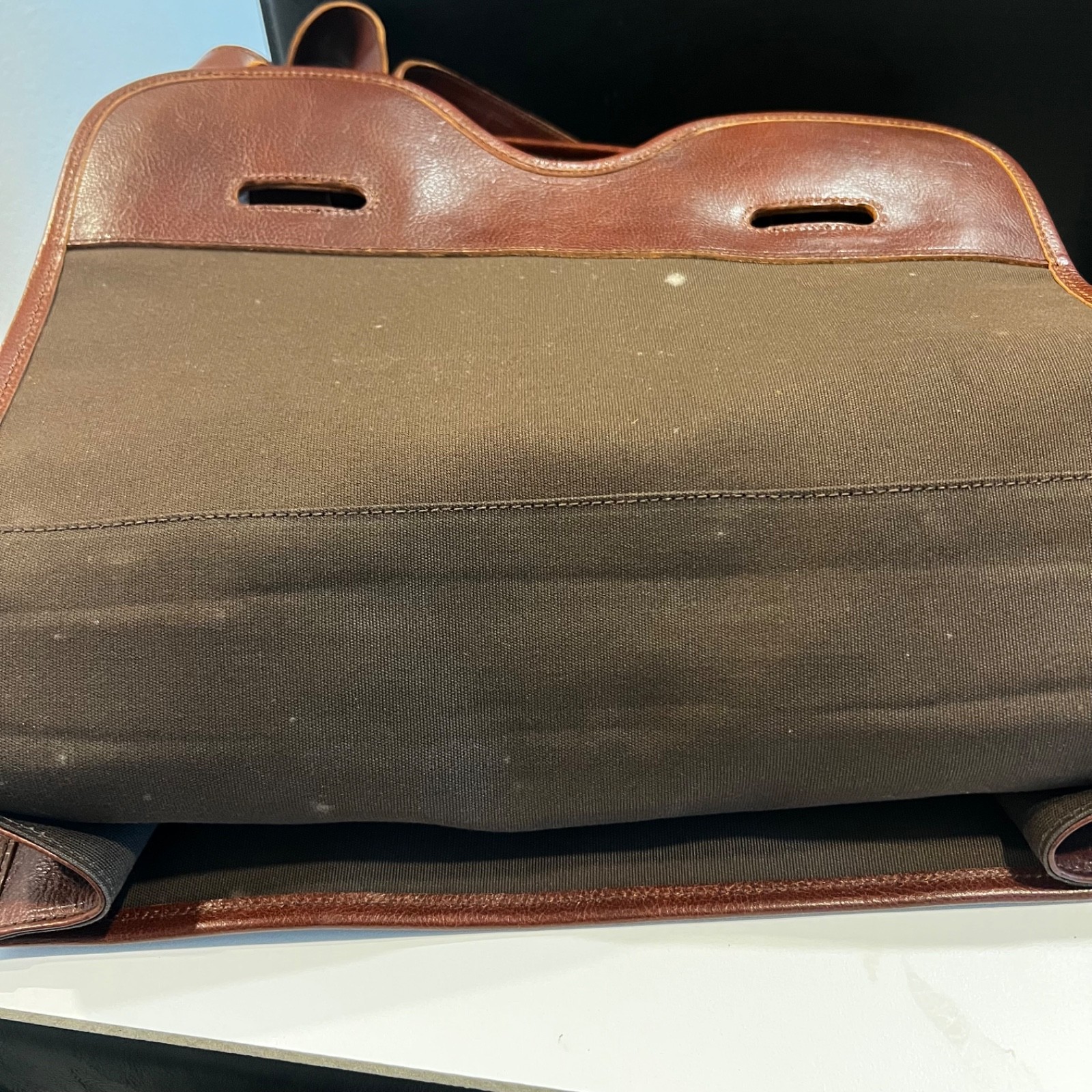 IL BISONTE All Leather Backpack – Brown-