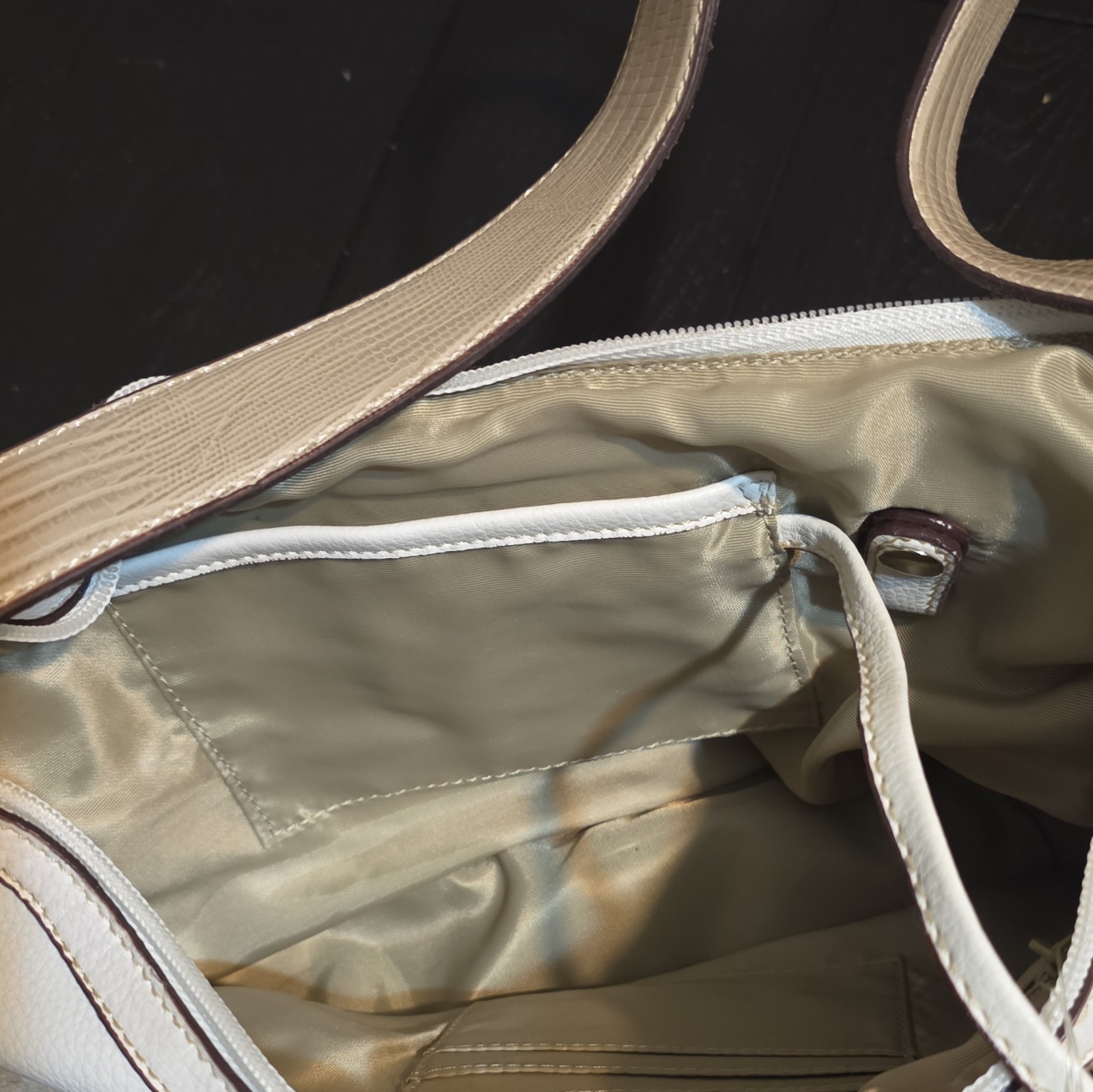 Nine West White/Beige Colorblock Shoulder Bag Zip Pebbled Lined + Coin Purse