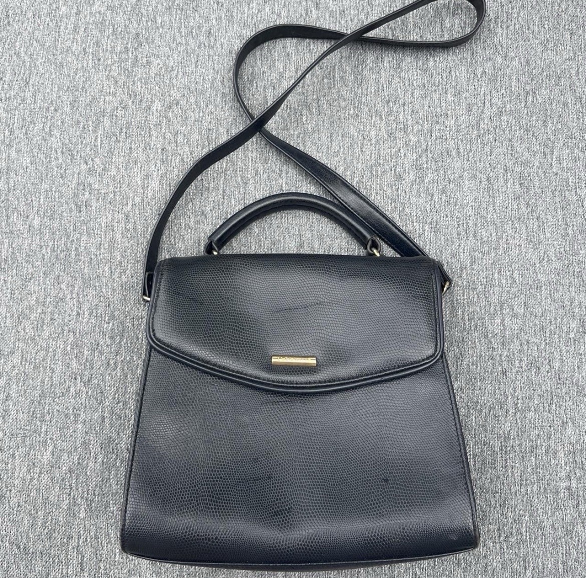 Liz Claiborne Dark Navy Pebbled Satchel Top Handle Crossbody, Gold Hardware
