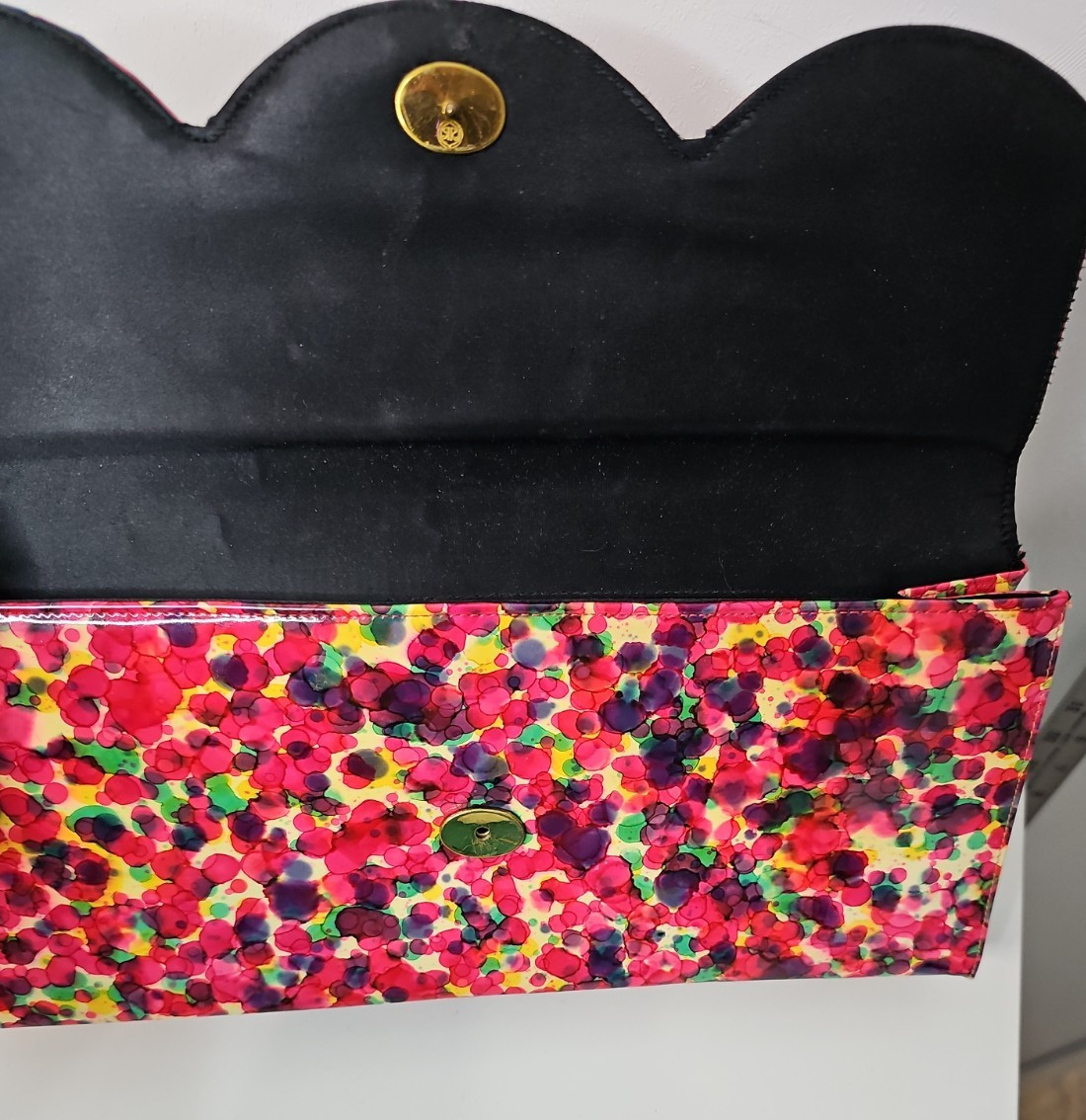 Vintage Lennox Bags Dark Motif Floral Clutch Bag Purse Approx. 12 in x 5 1/4 in